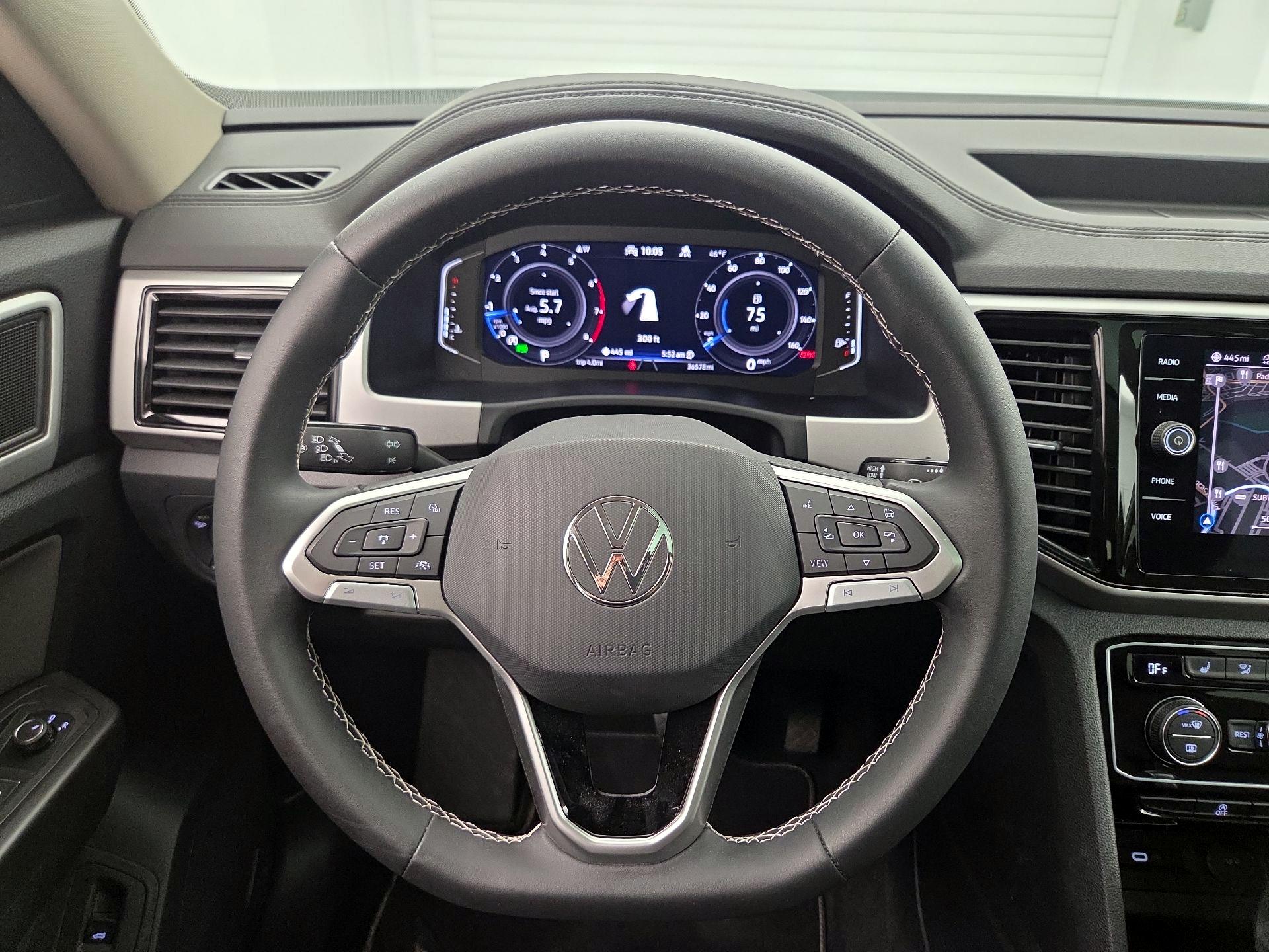 Thumbnail: 2023 Volkswagen Atlas - 10
