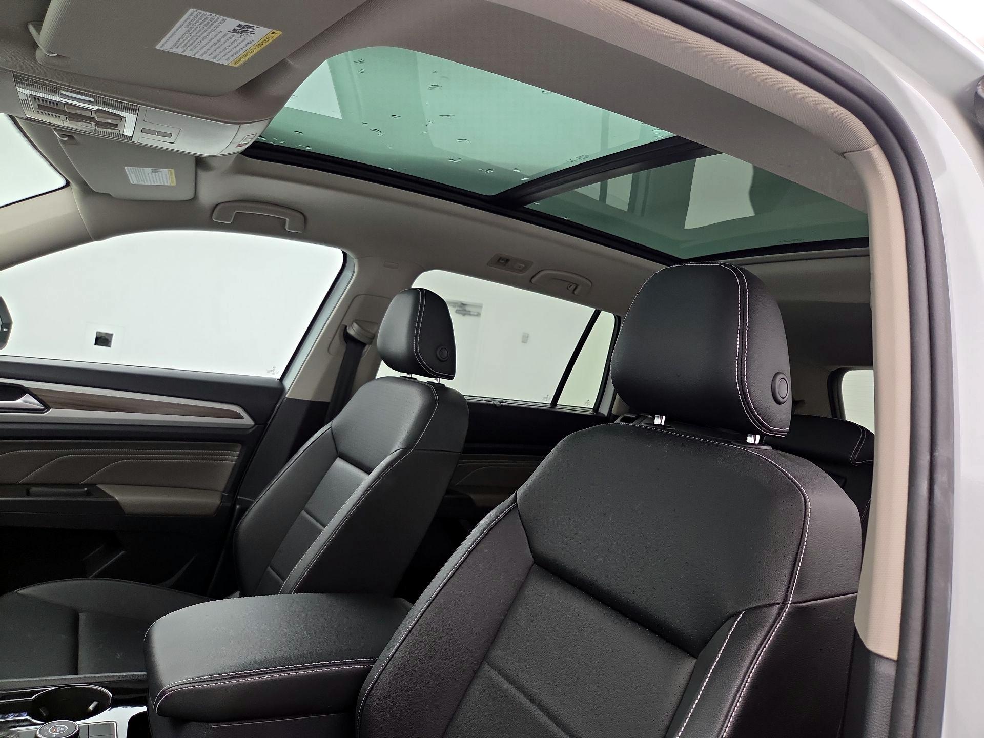Thumbnail: 2023 Volkswagen Atlas - 20