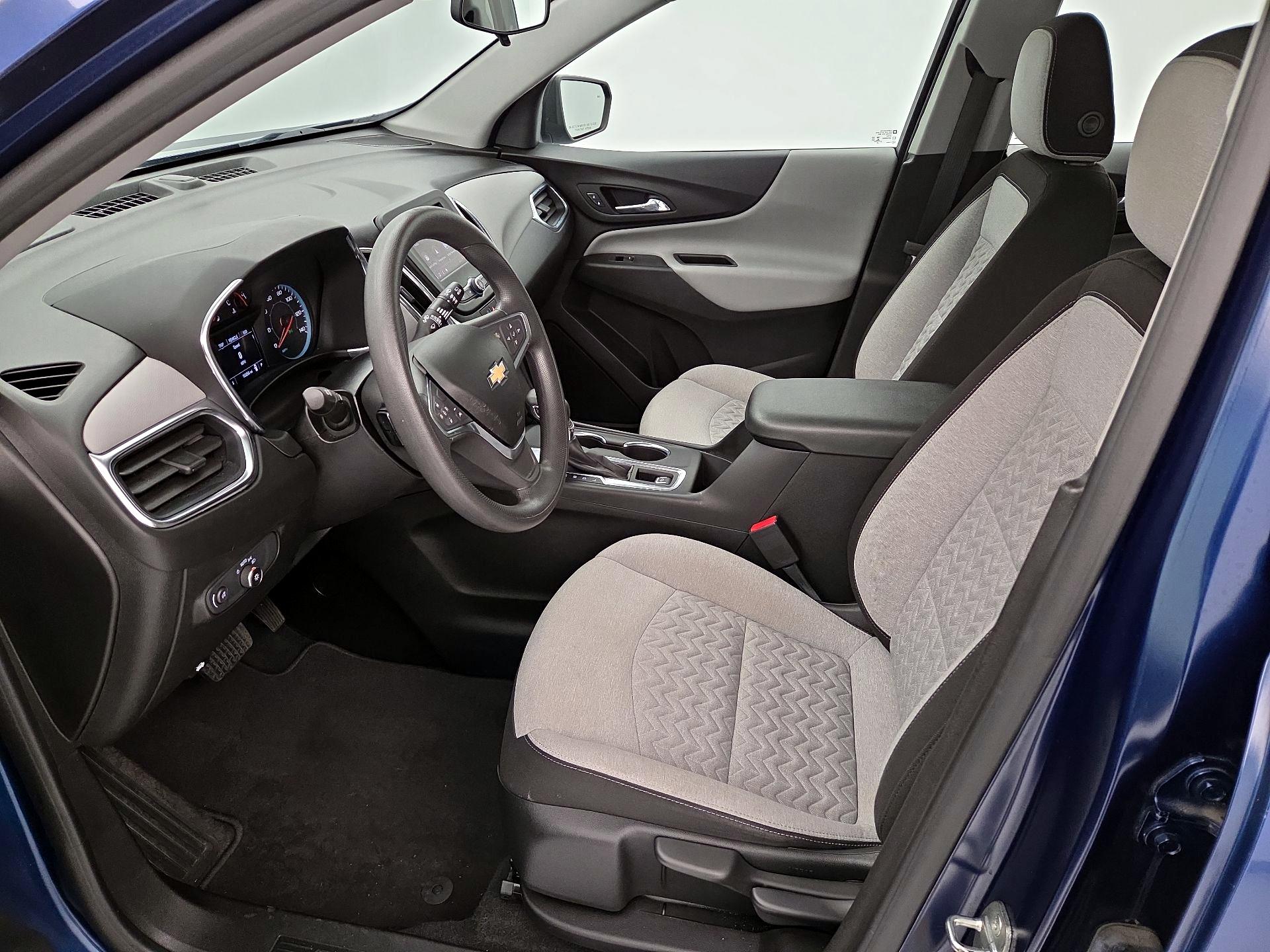 Thumbnail: 2022 Chevrolet Equinox - 11