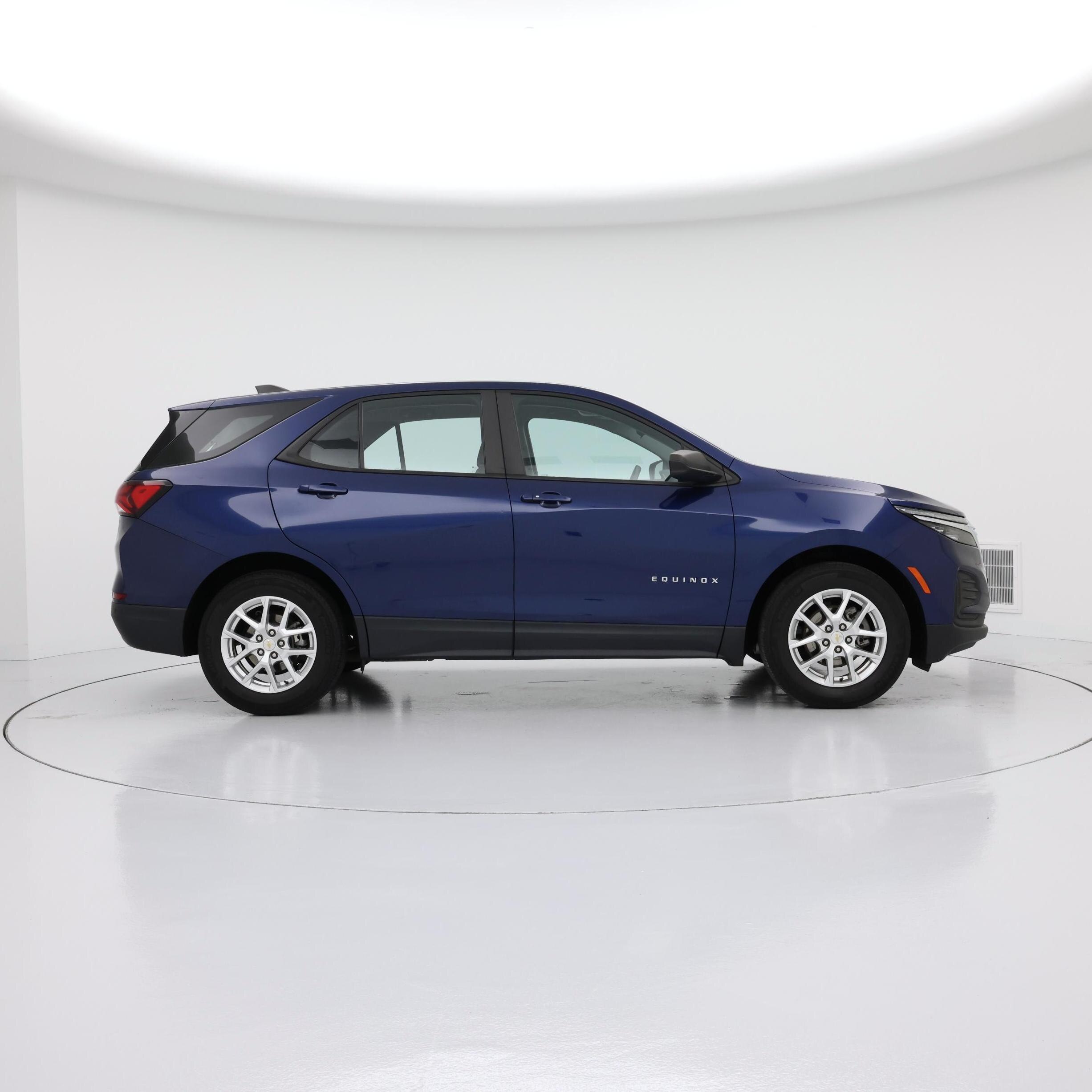 Thumbnail: 2022 Chevrolet Equinox - 7