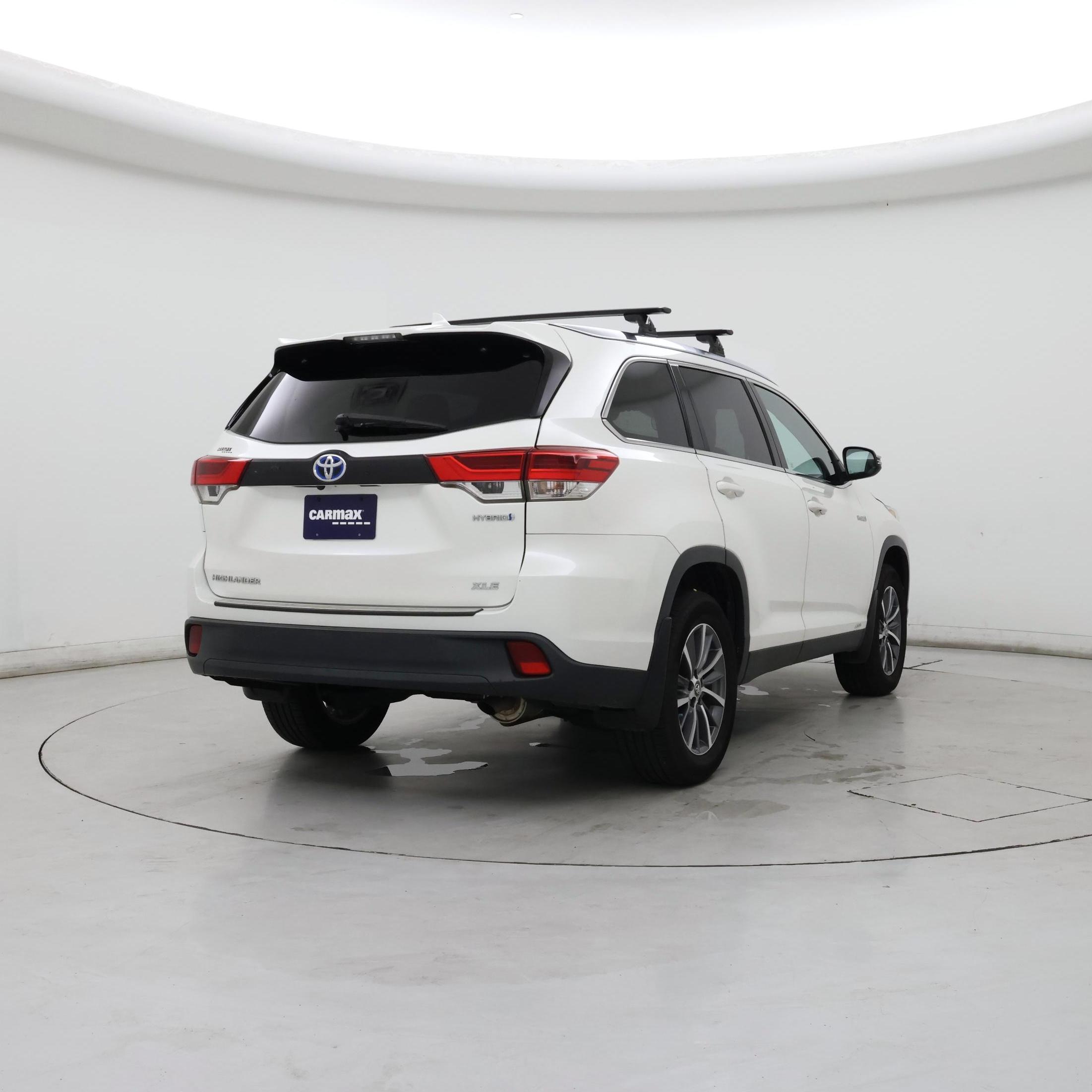 Thumbnail: 2019 Toyota Highlander - 8
