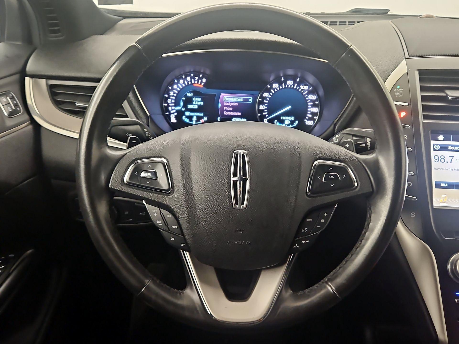 Thumbnail: 2017 Lincoln MKC - 10