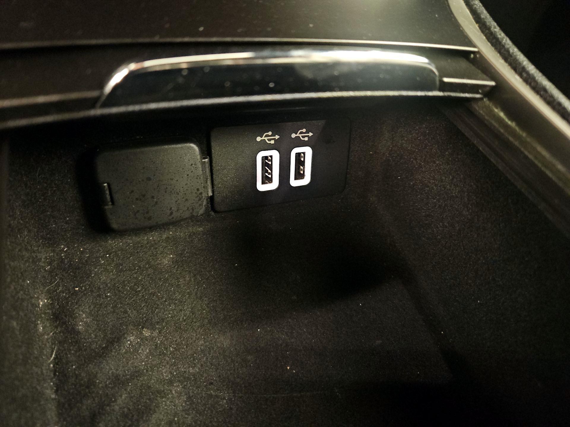 Thumbnail: 2017 Lincoln MKC - 19