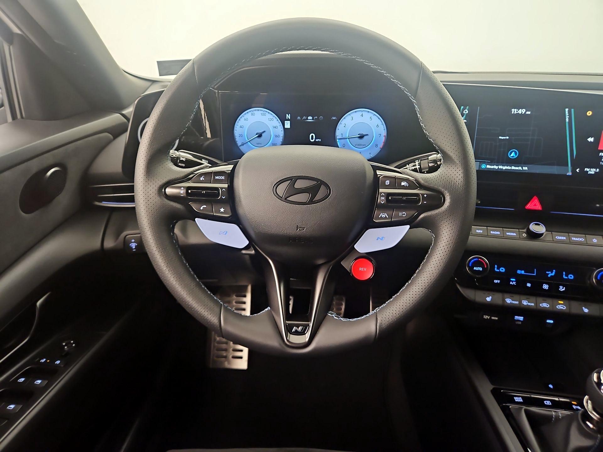 Thumbnail: 2025 Hyundai Elantra - 10