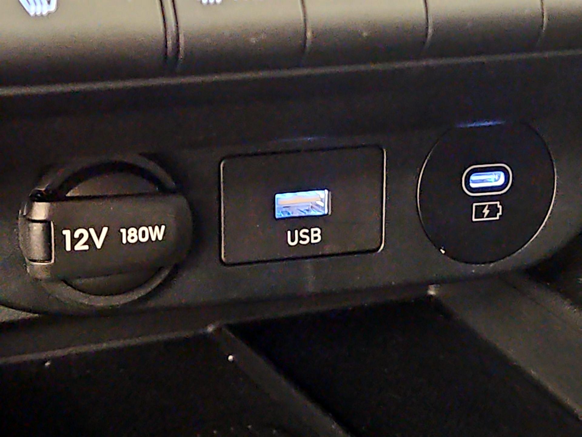 Thumbnail: 2025 Hyundai Elantra - 19