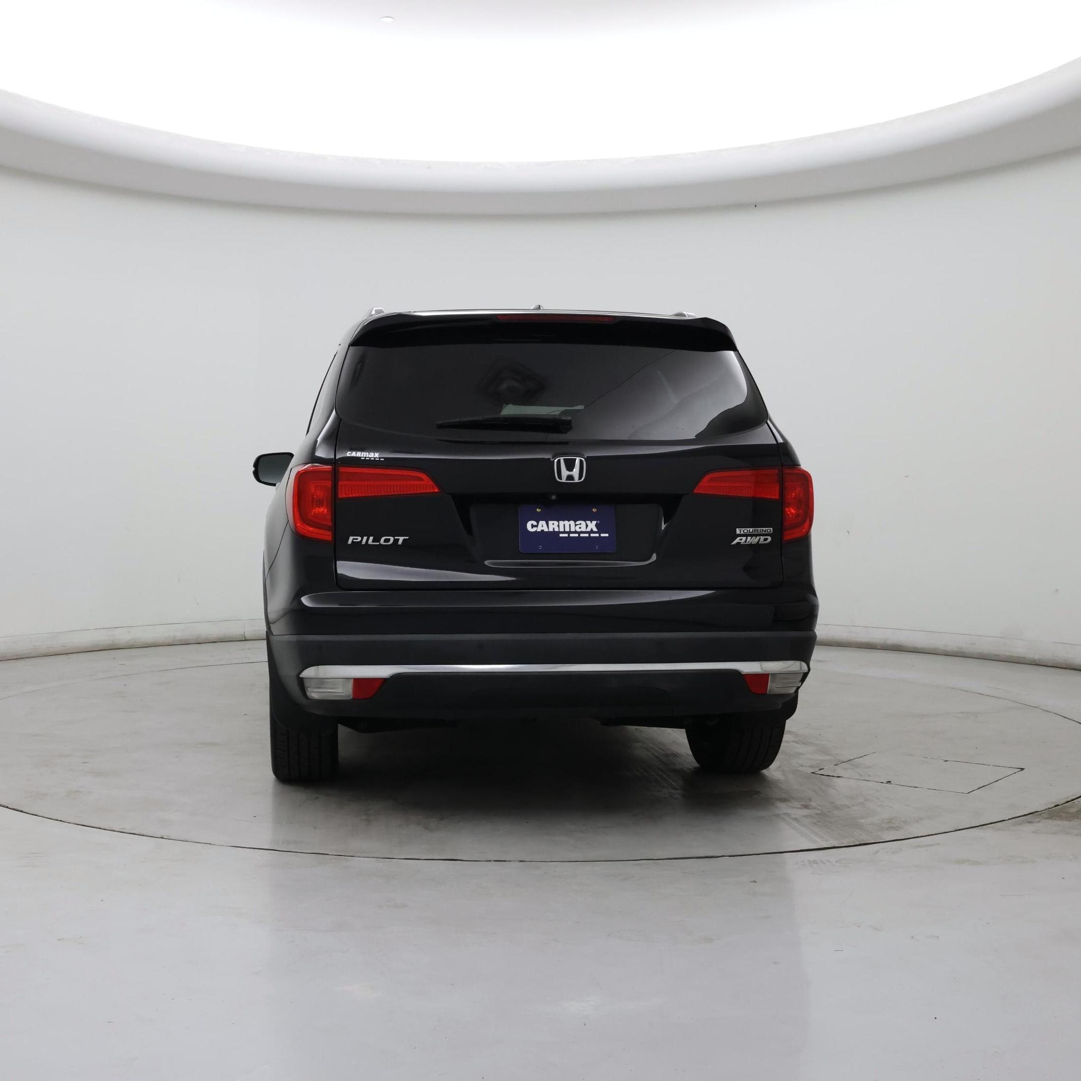 Thumbnail: 2017 Honda Pilot - 6