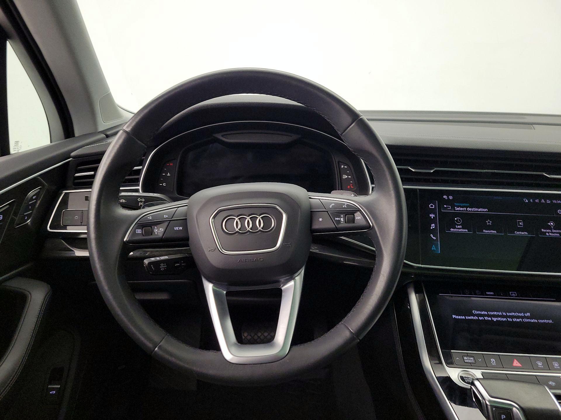 Thumbnail: 2023 Audi Q7 - 10