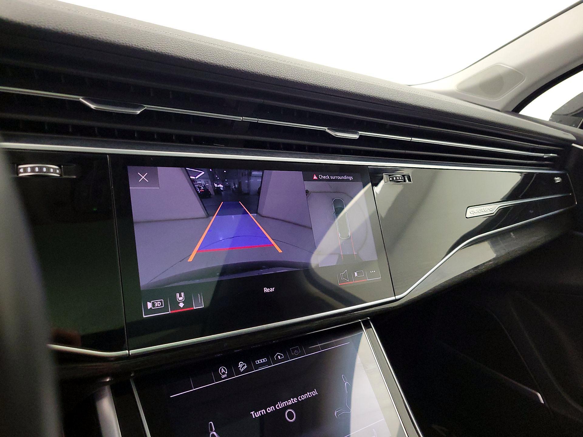 Thumbnail: 2023 Audi Q7 - 15