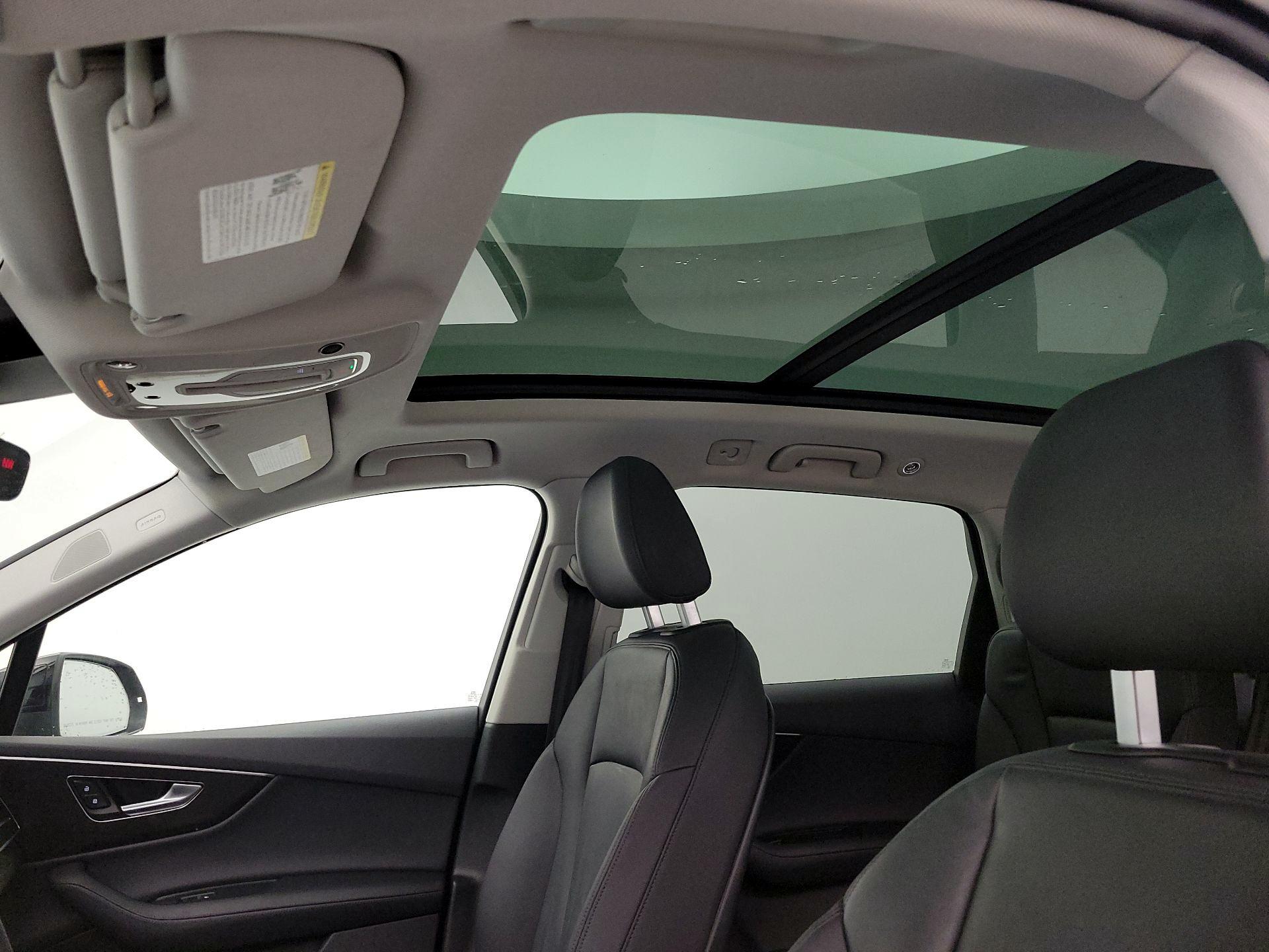 Thumbnail: 2023 Audi Q7 - 20