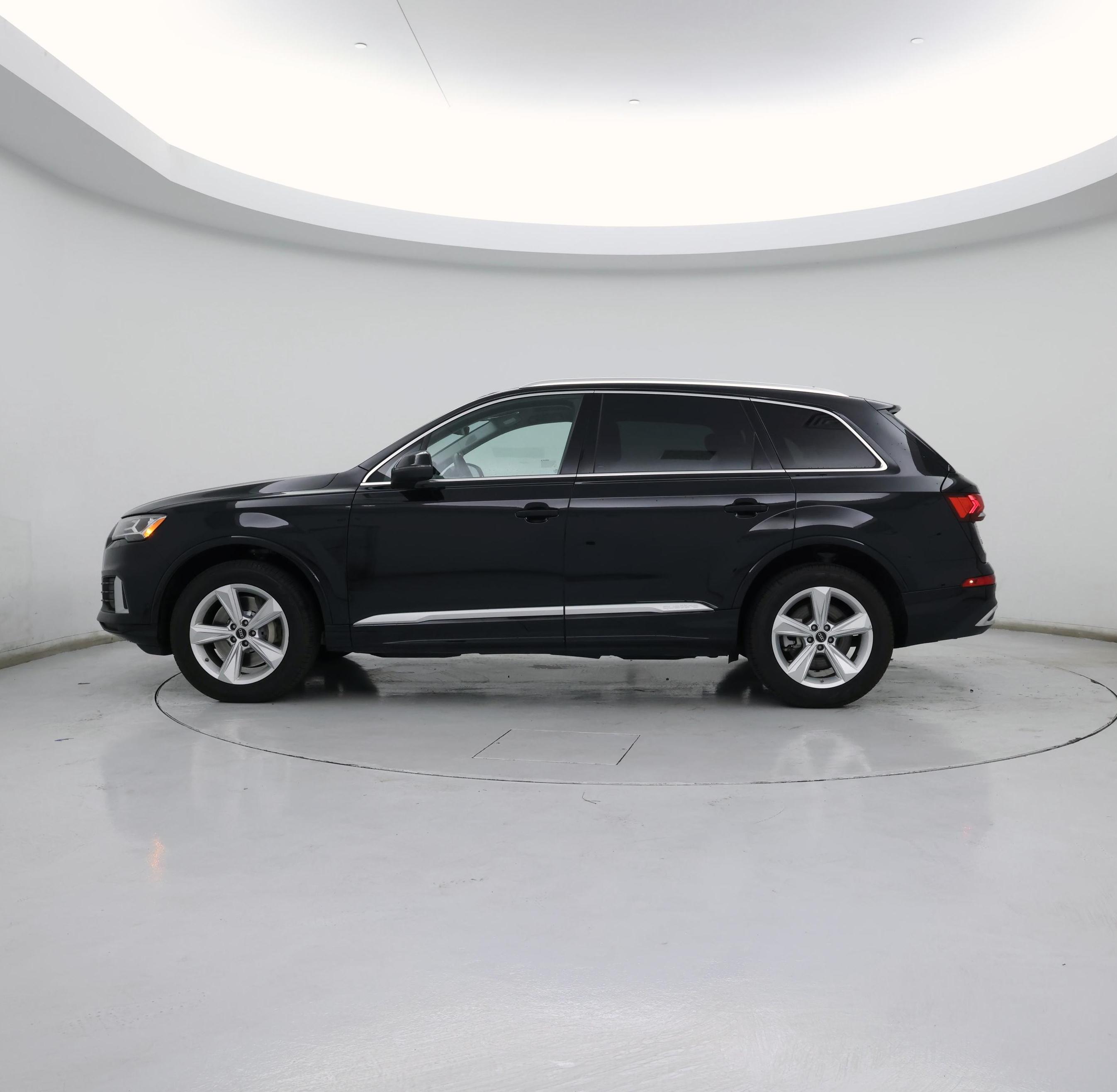 Thumbnail: 2023 Audi Q7 - 3