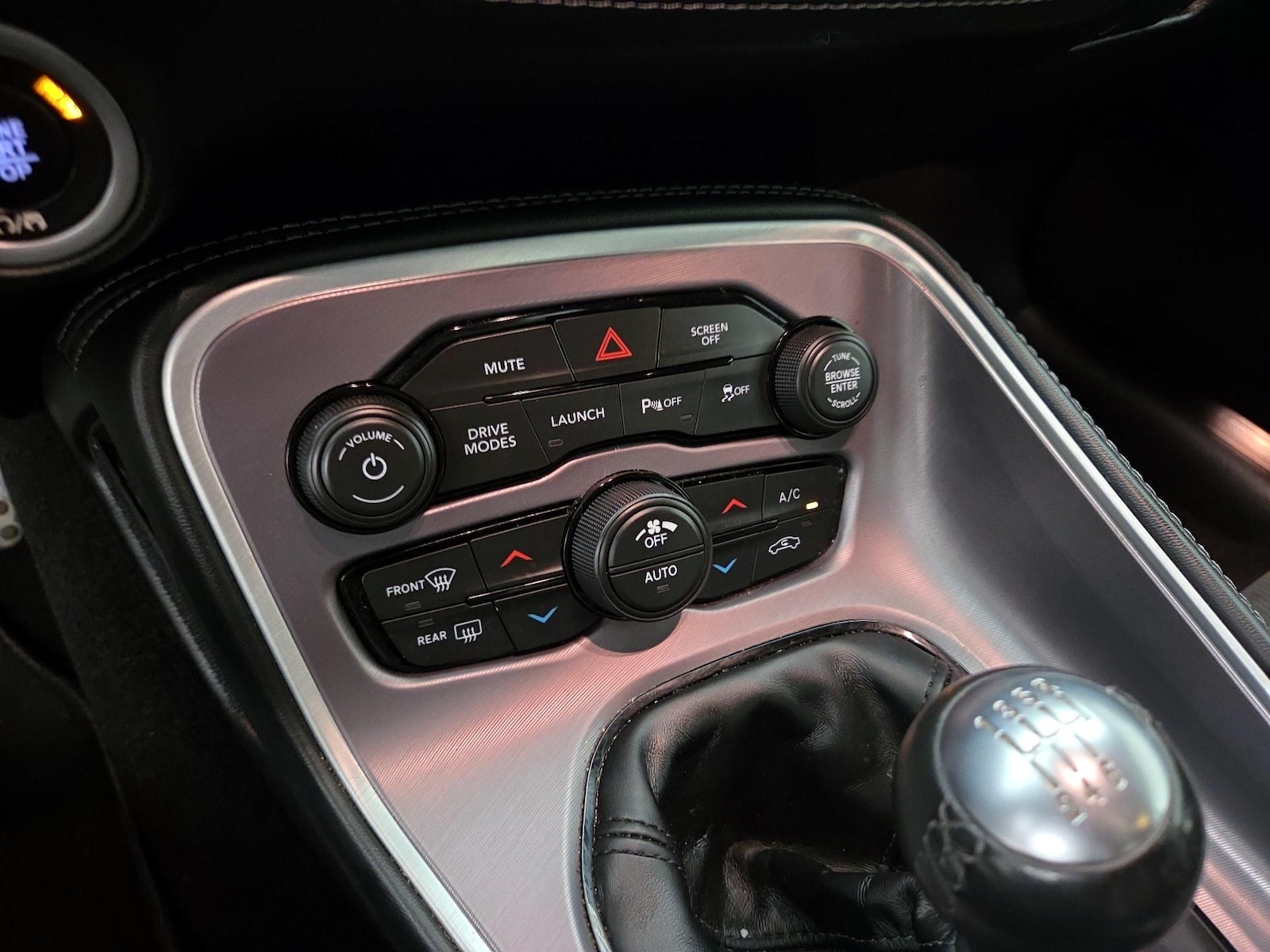 2022 Dodge Challenger R/T - Photo 16