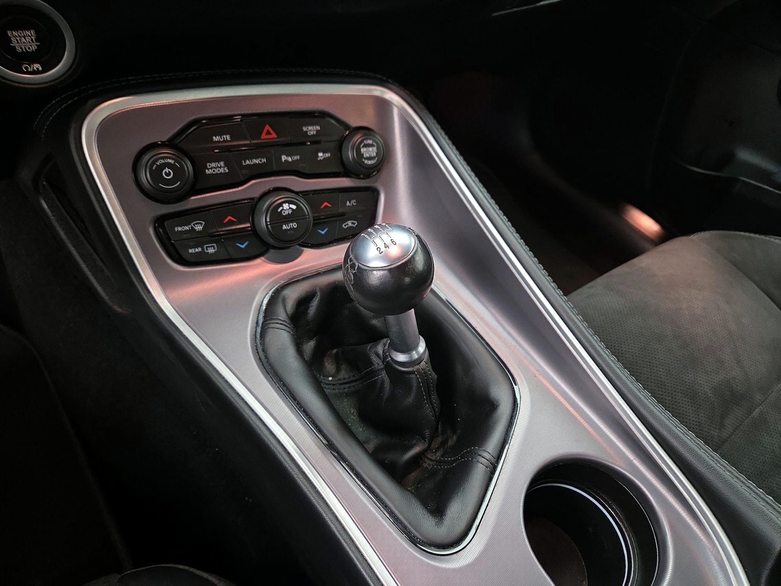 2022 Dodge Challenger R/T - Photo 17