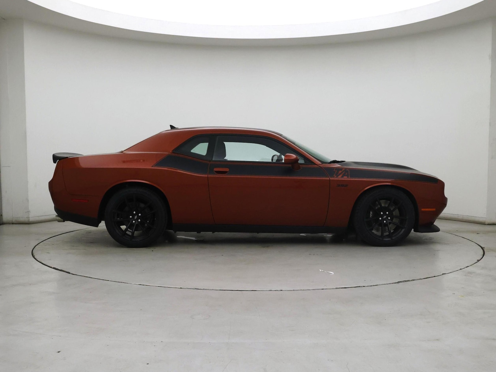2022 Dodge Challenger R/T - Photo 8