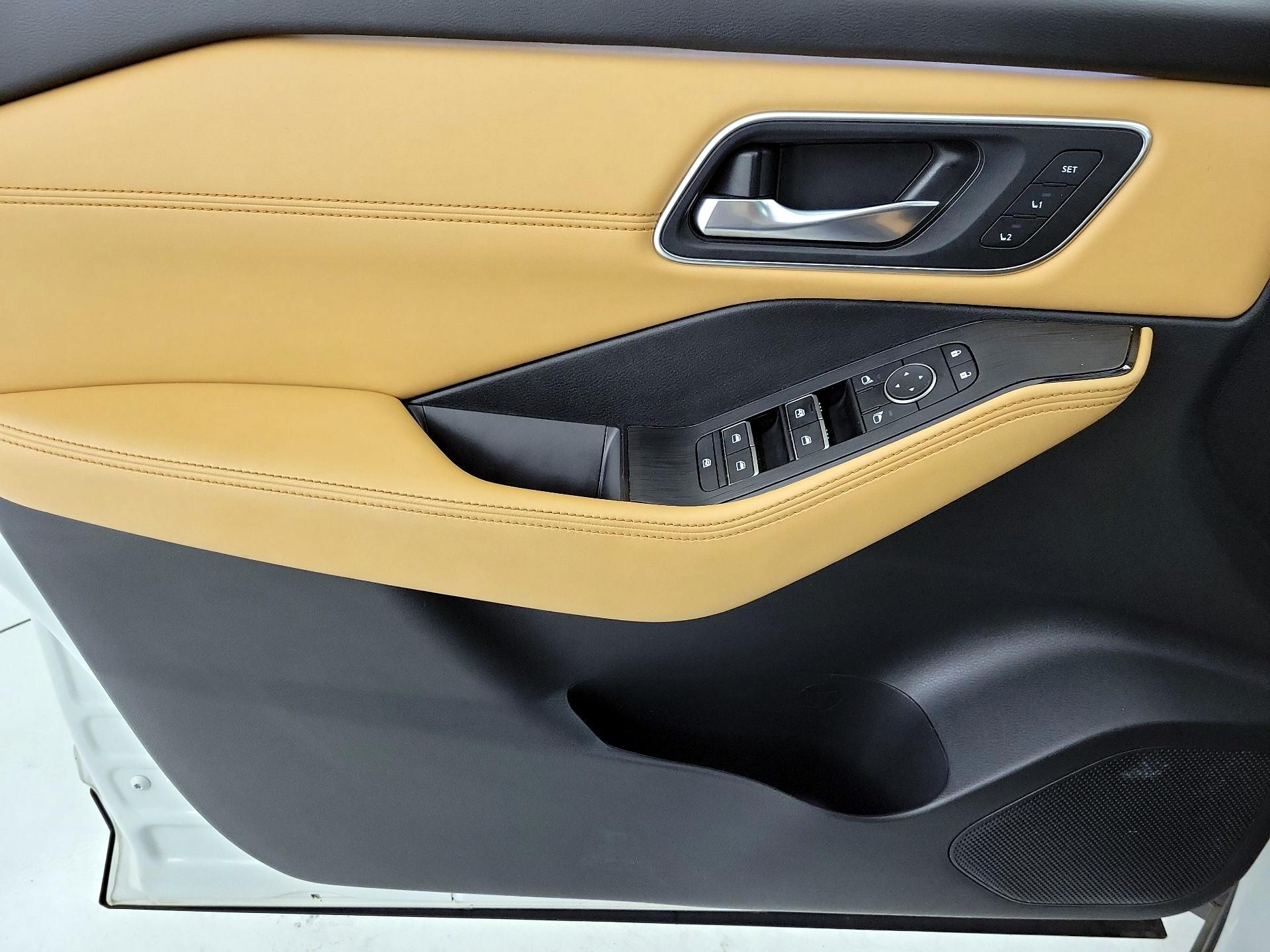 Thumbnail: 2023 Nissan Rogue - 12