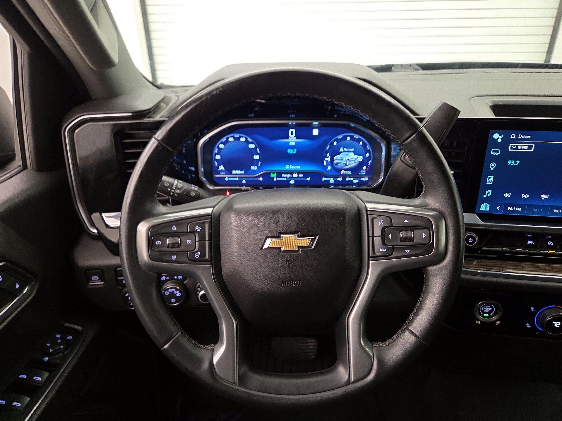 Thumbnail: 2023 Chevrolet Silverado 1500 - 10