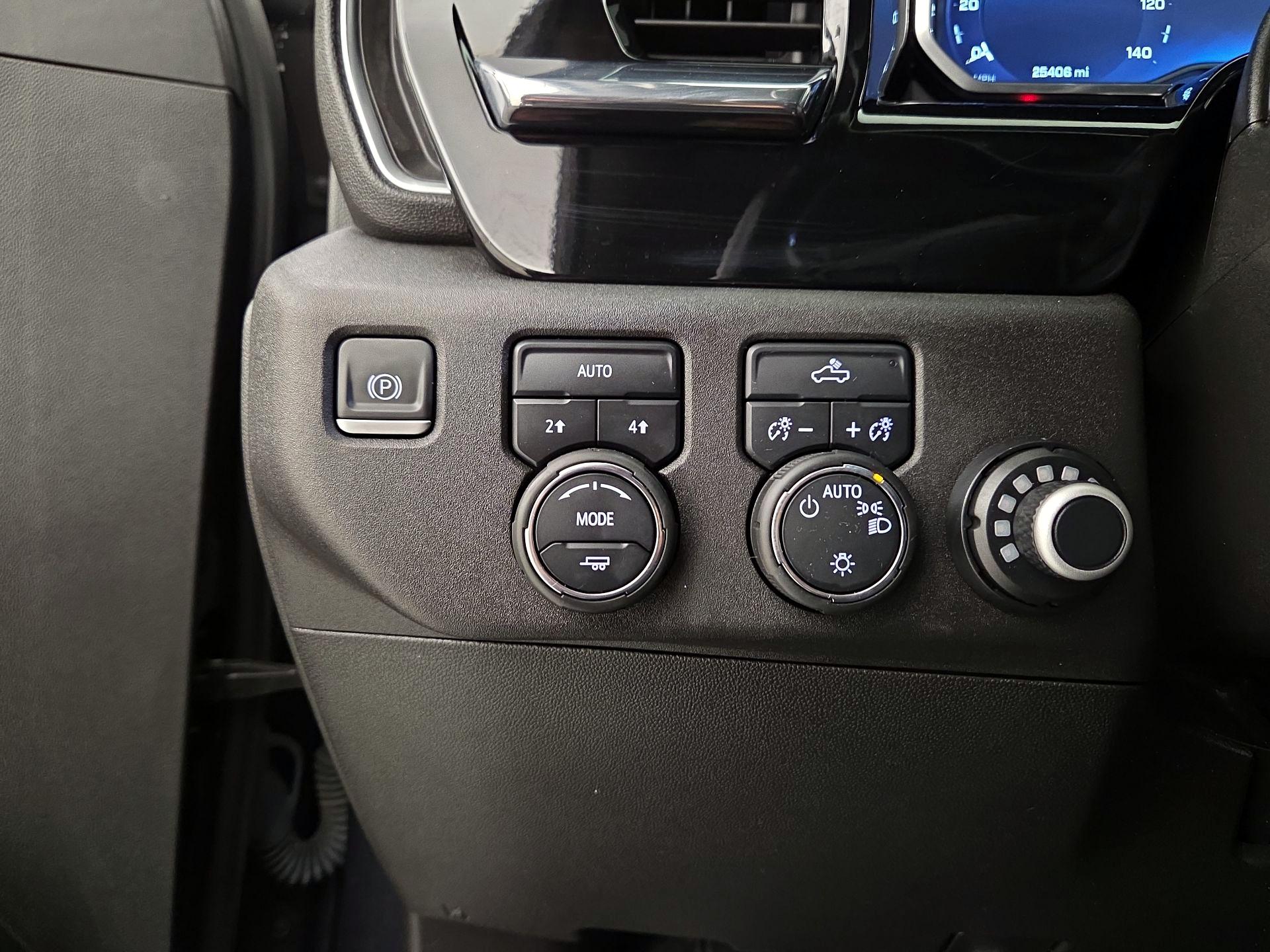 Thumbnail: 2023 Chevrolet Silverado 1500 - 13