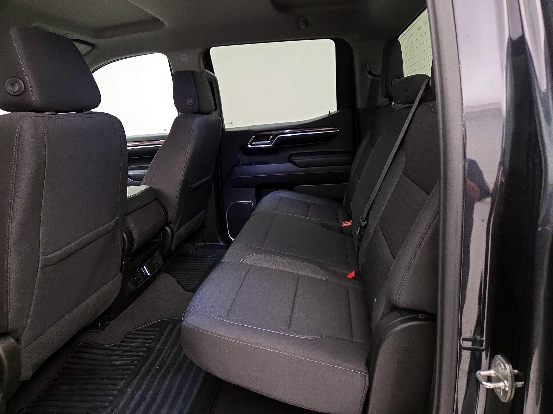 Thumbnail: 2023 Chevrolet Silverado 1500 - 18