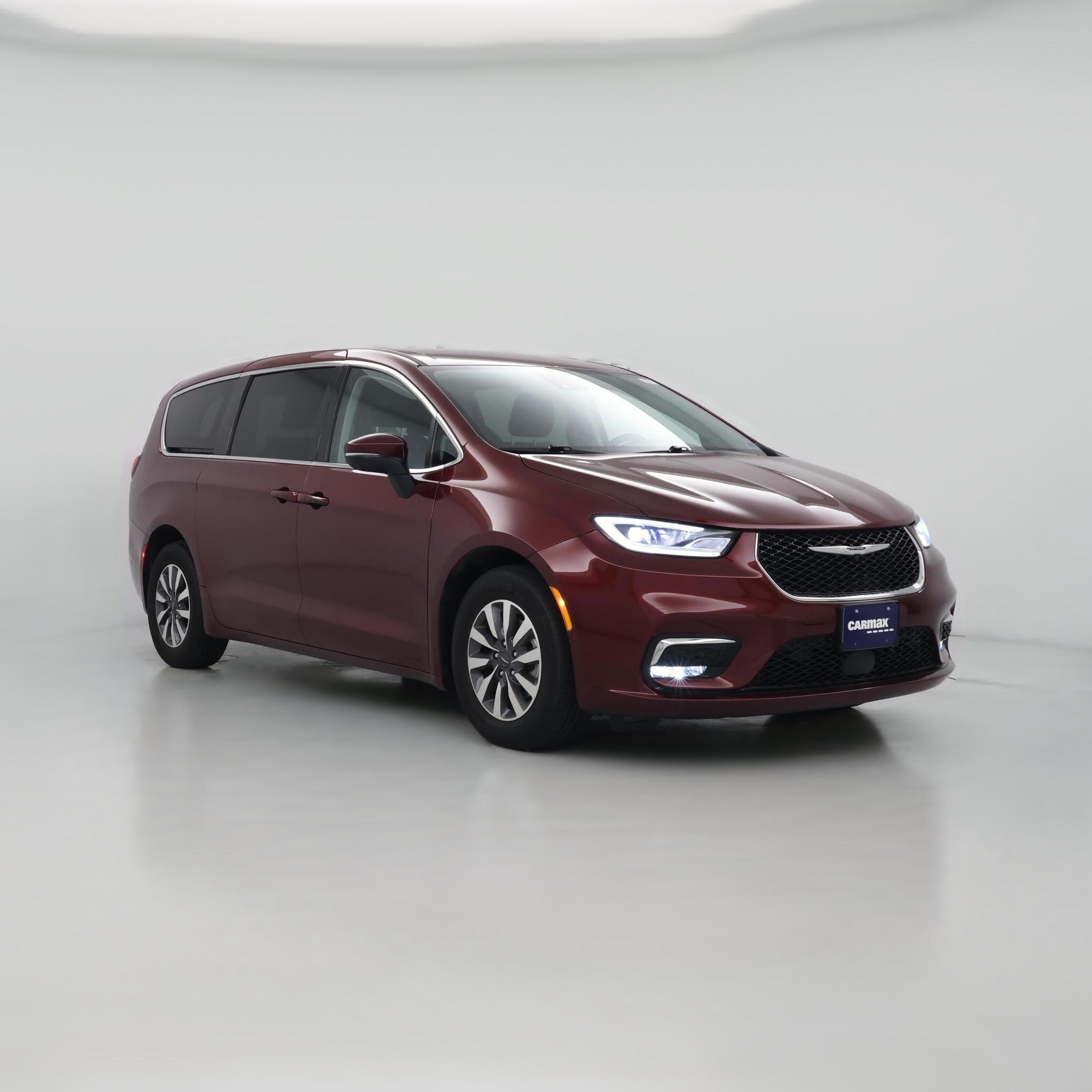 Thumbnail: 2023 Chrysler Pacifica - 1