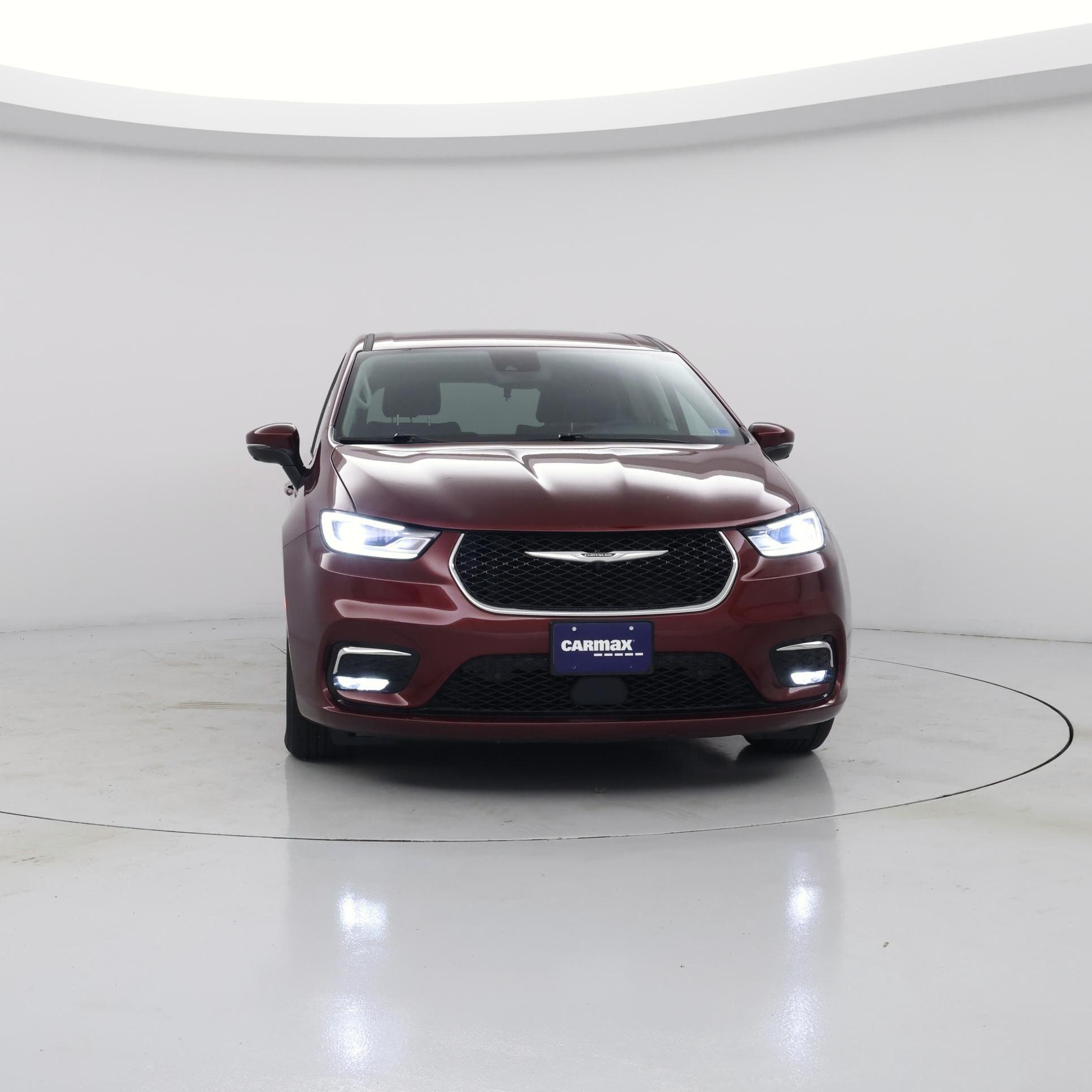 Thumbnail: 2023 Chrysler Pacifica - 5