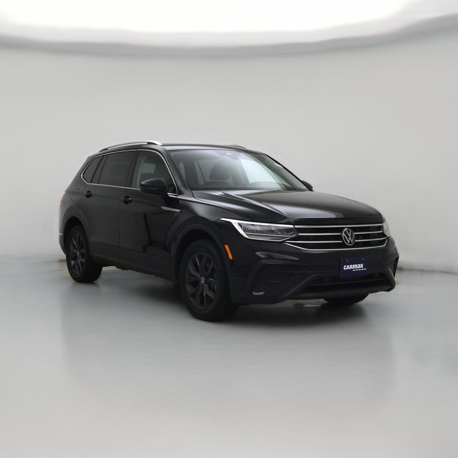 Thumbnail: 2022 Volkswagen Tiguan - 1