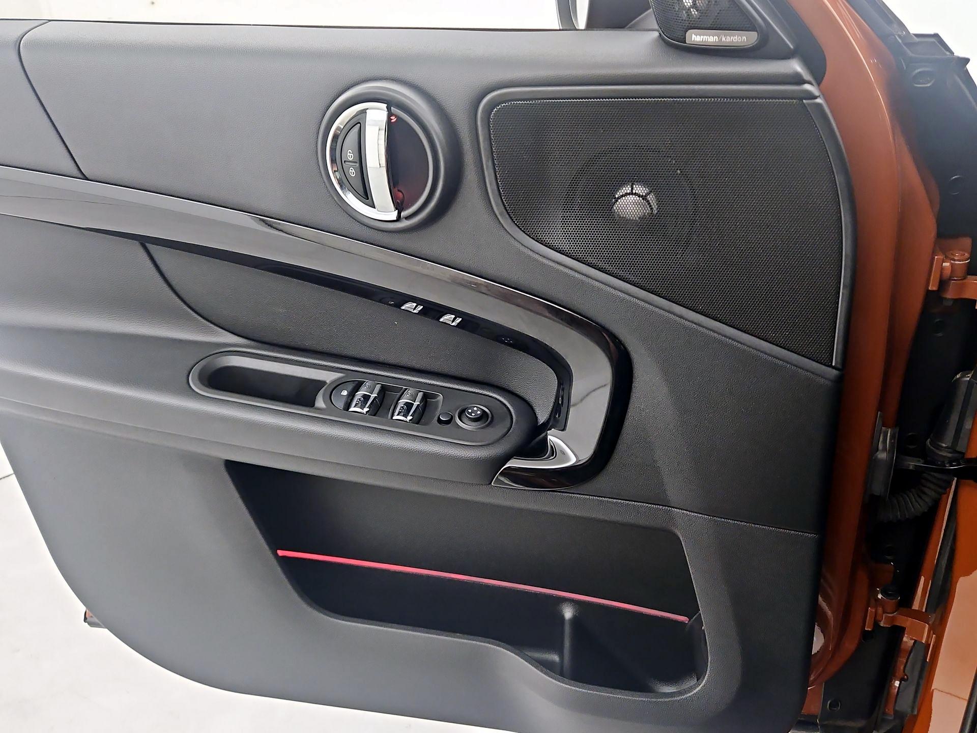 Thumbnail: 2017 MINI Cooper Countryman - 12