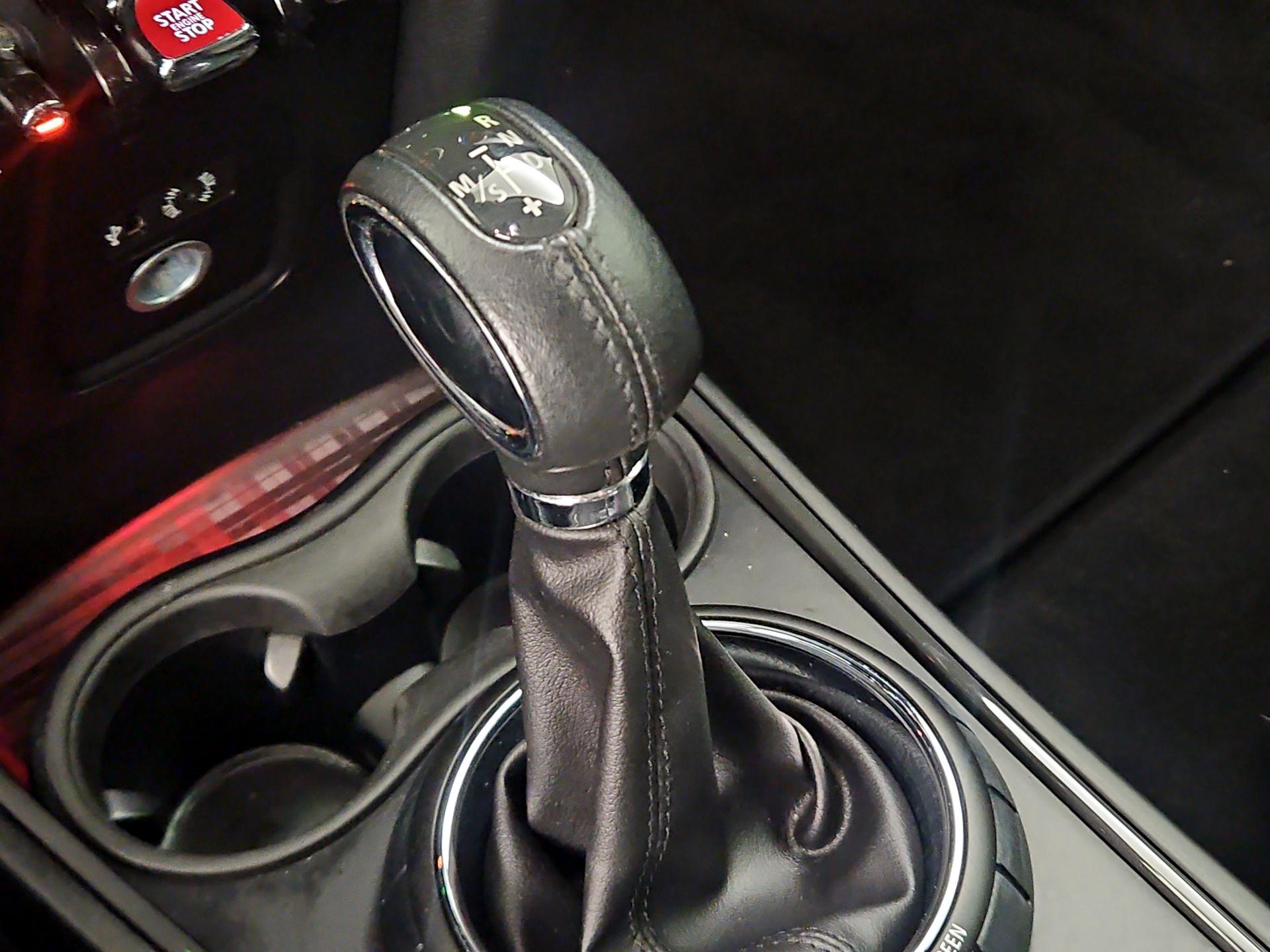 Thumbnail: 2017 MINI Cooper Countryman - 18