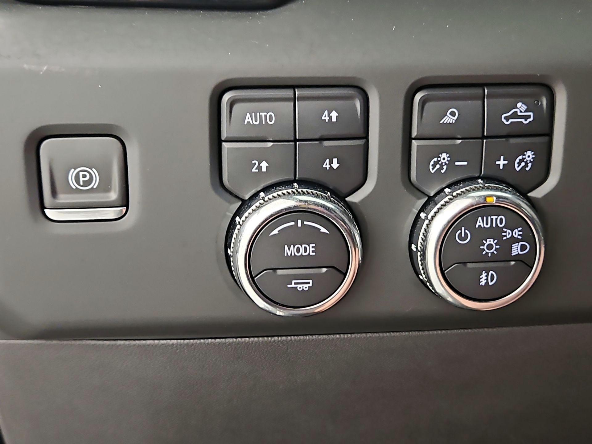 Thumbnail: 2023 GMC Sierra 1500 - 13