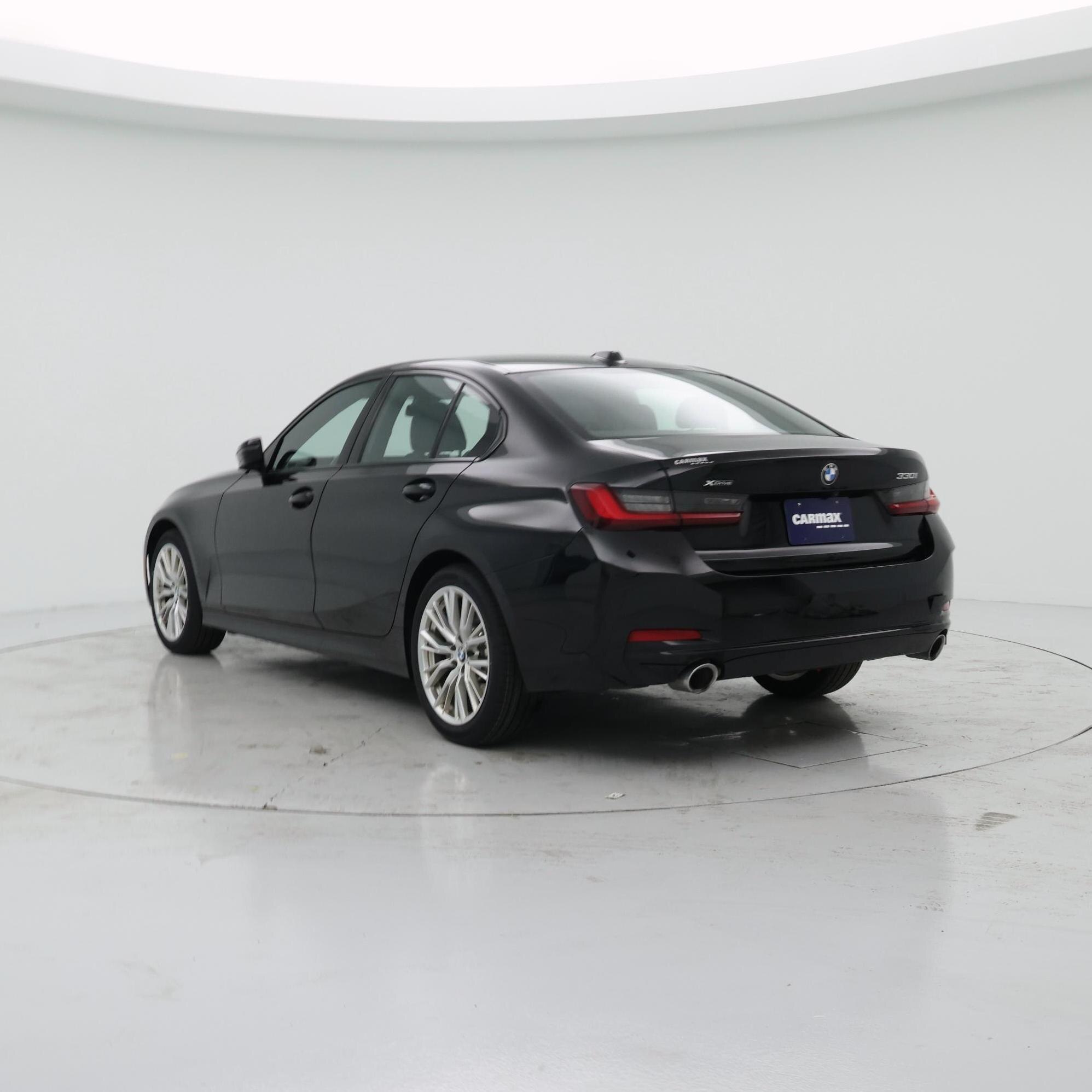 Thumbnail: 2023 BMW 3 Series - 2