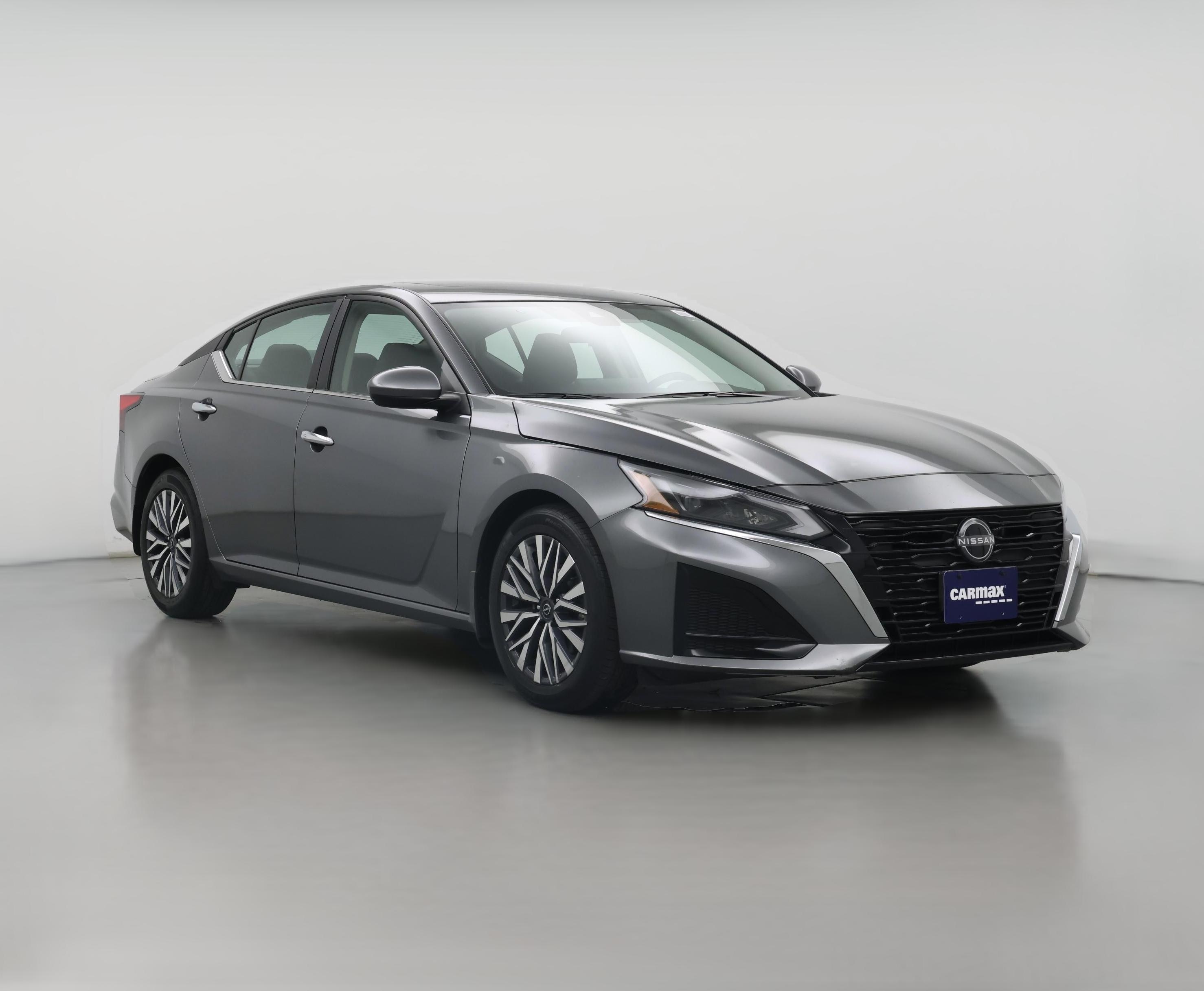 Thumbnail: 2023 Nissan Altima - 1