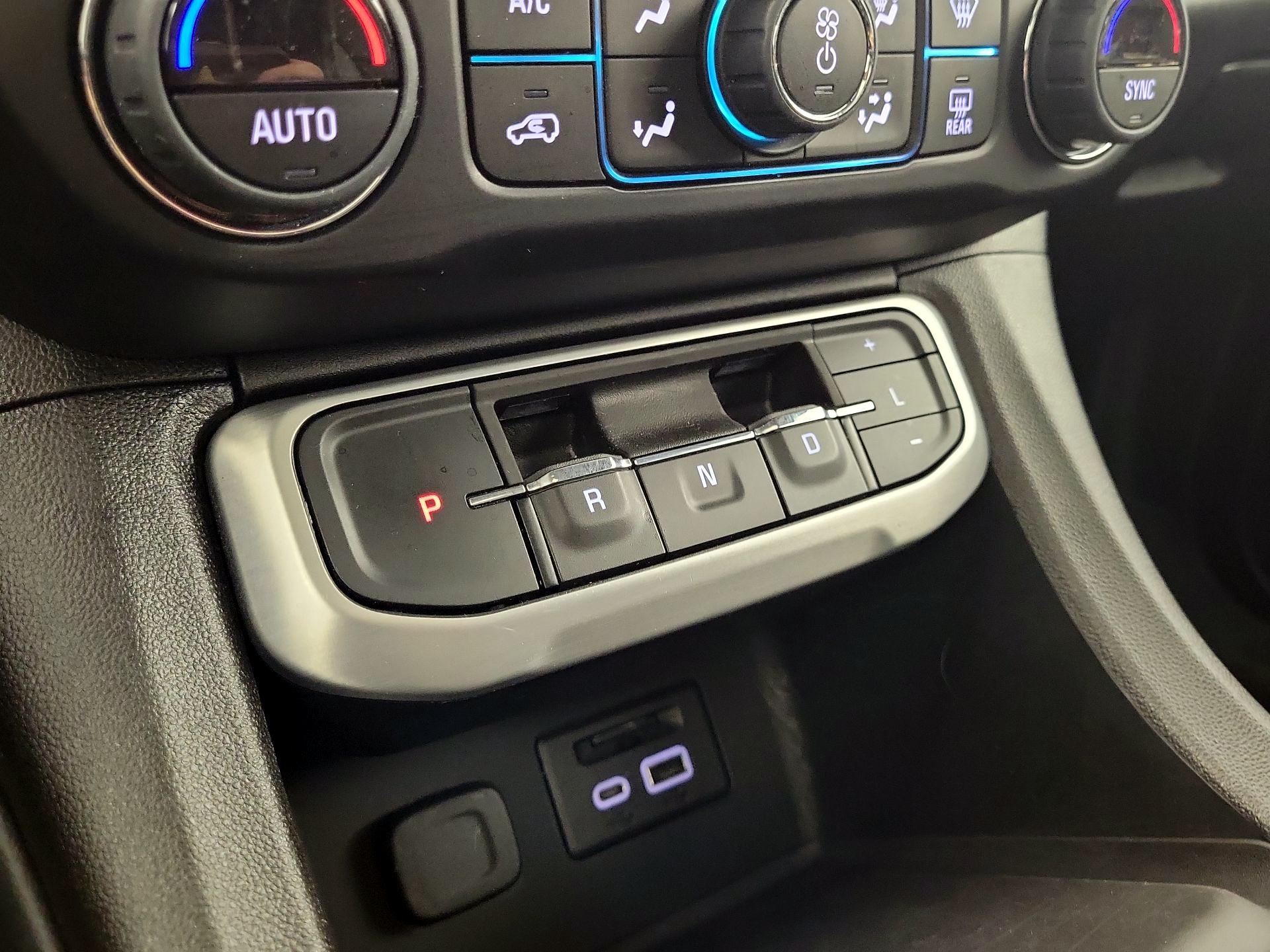 Thumbnail: 2023 GMC Acadia - 18