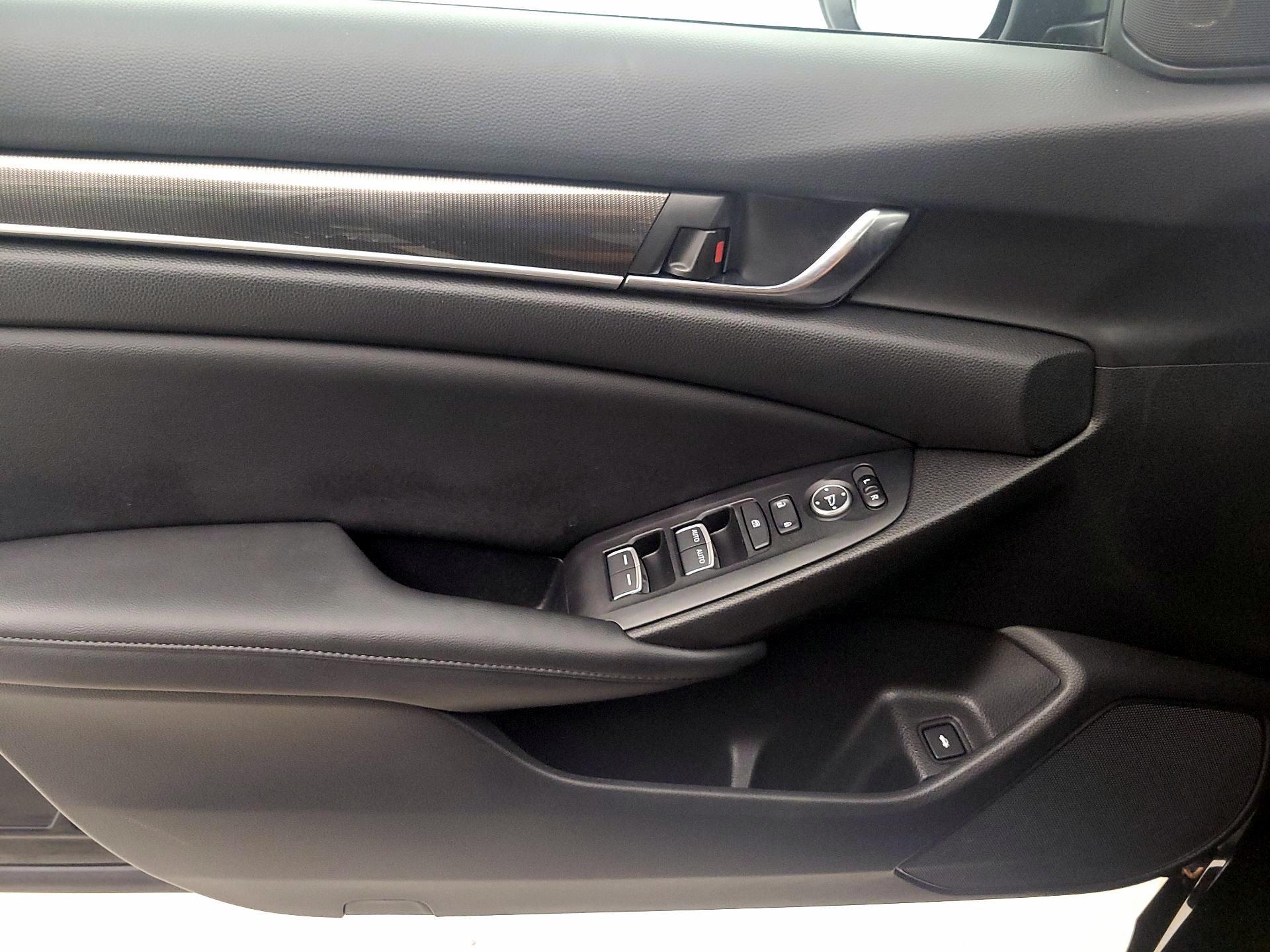 Thumbnail: 2022 Honda Accord - 12