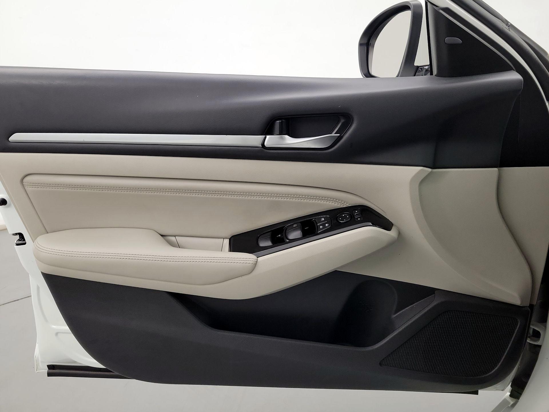 Thumbnail: 2023 Nissan Altima - 12