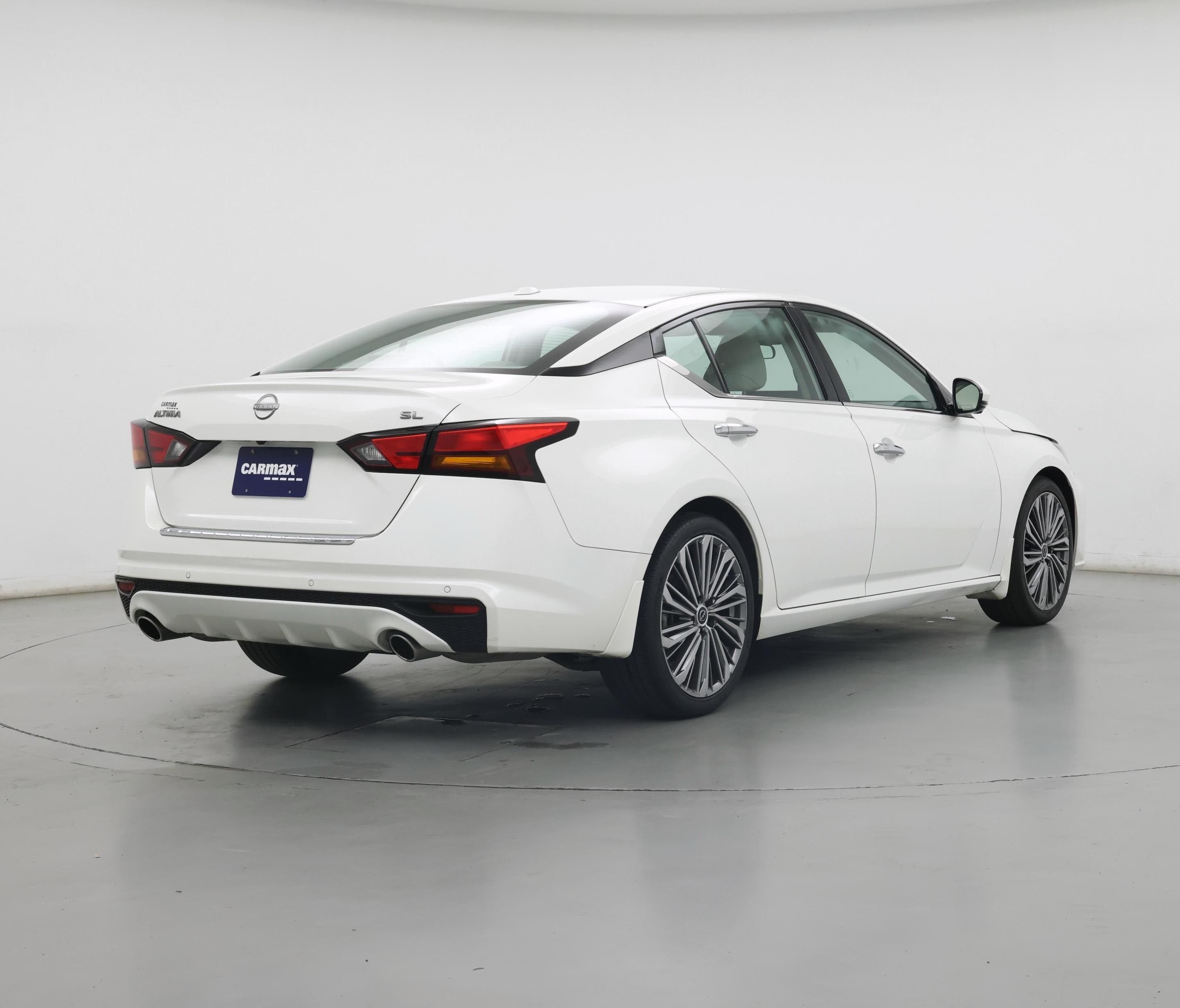 Thumbnail: 2023 Nissan Altima - 8