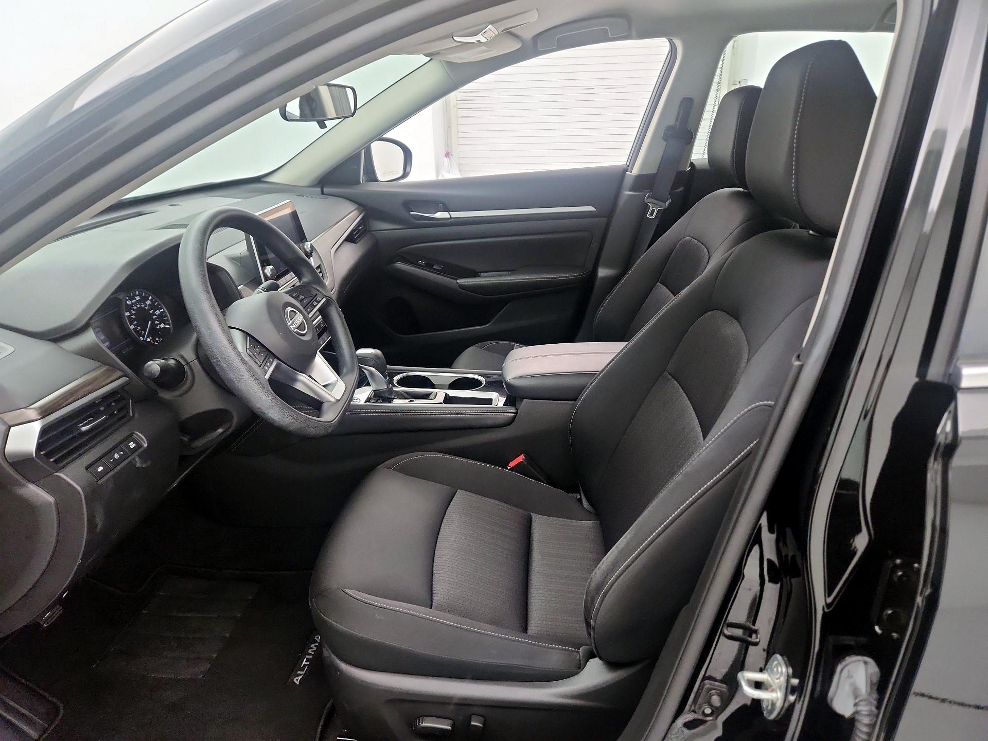 Thumbnail: 2023 Nissan Altima - 11