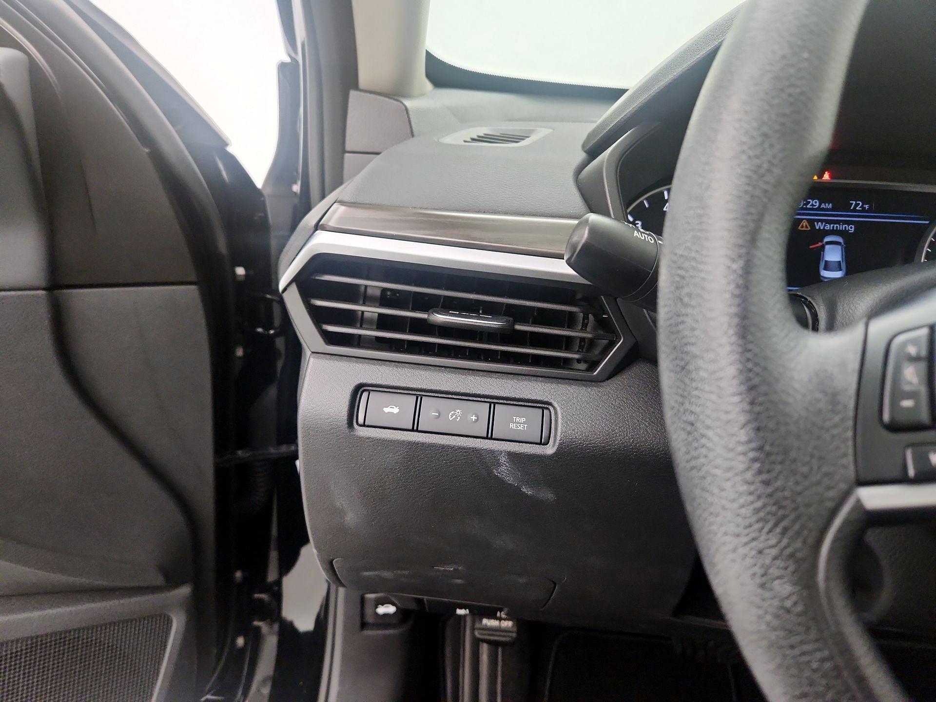 Thumbnail: 2023 Nissan Altima - 13