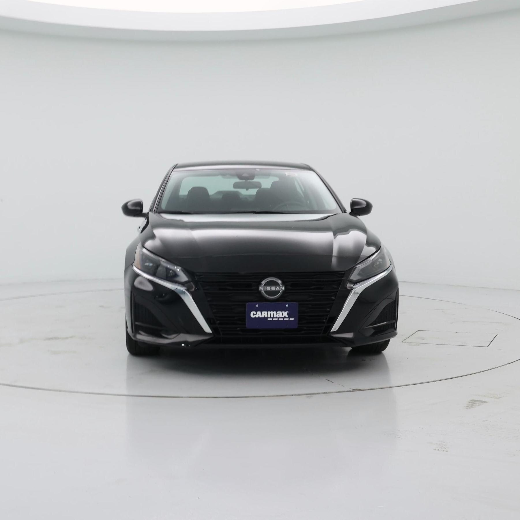 Thumbnail: 2023 Nissan Altima - 5