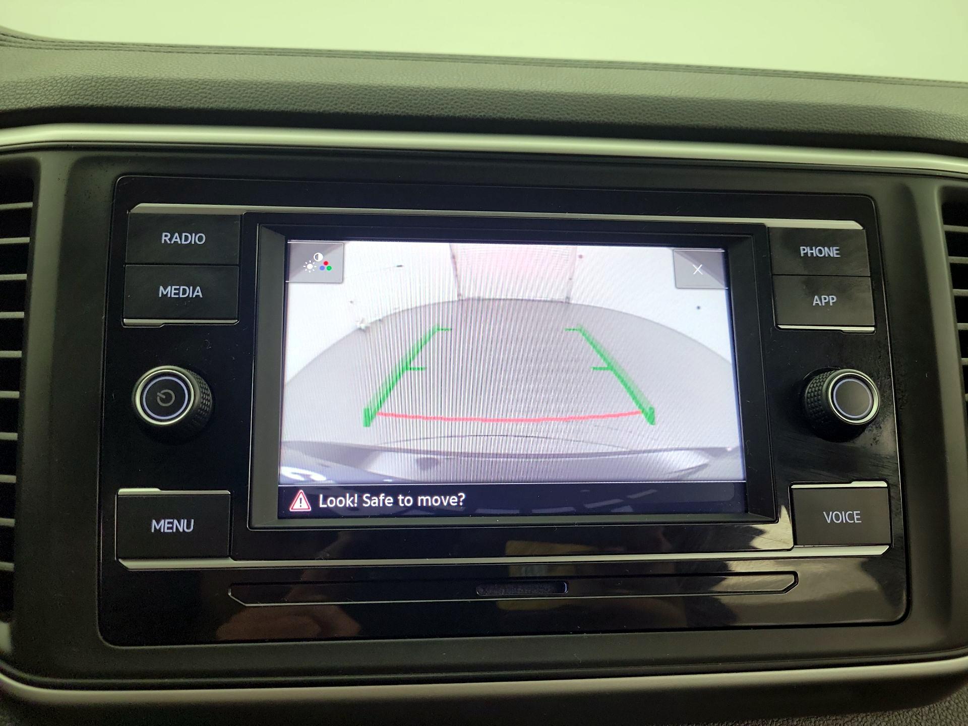 Thumbnail: 2023 Volkswagen Atlas - 14