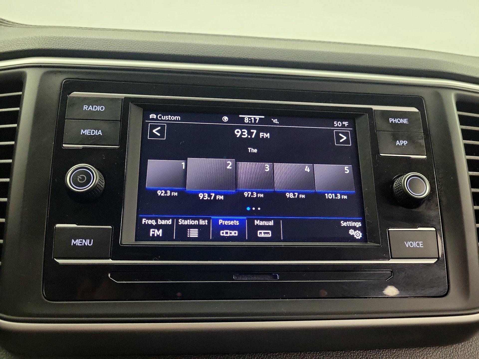 Thumbnail: 2023 Volkswagen Atlas - 15