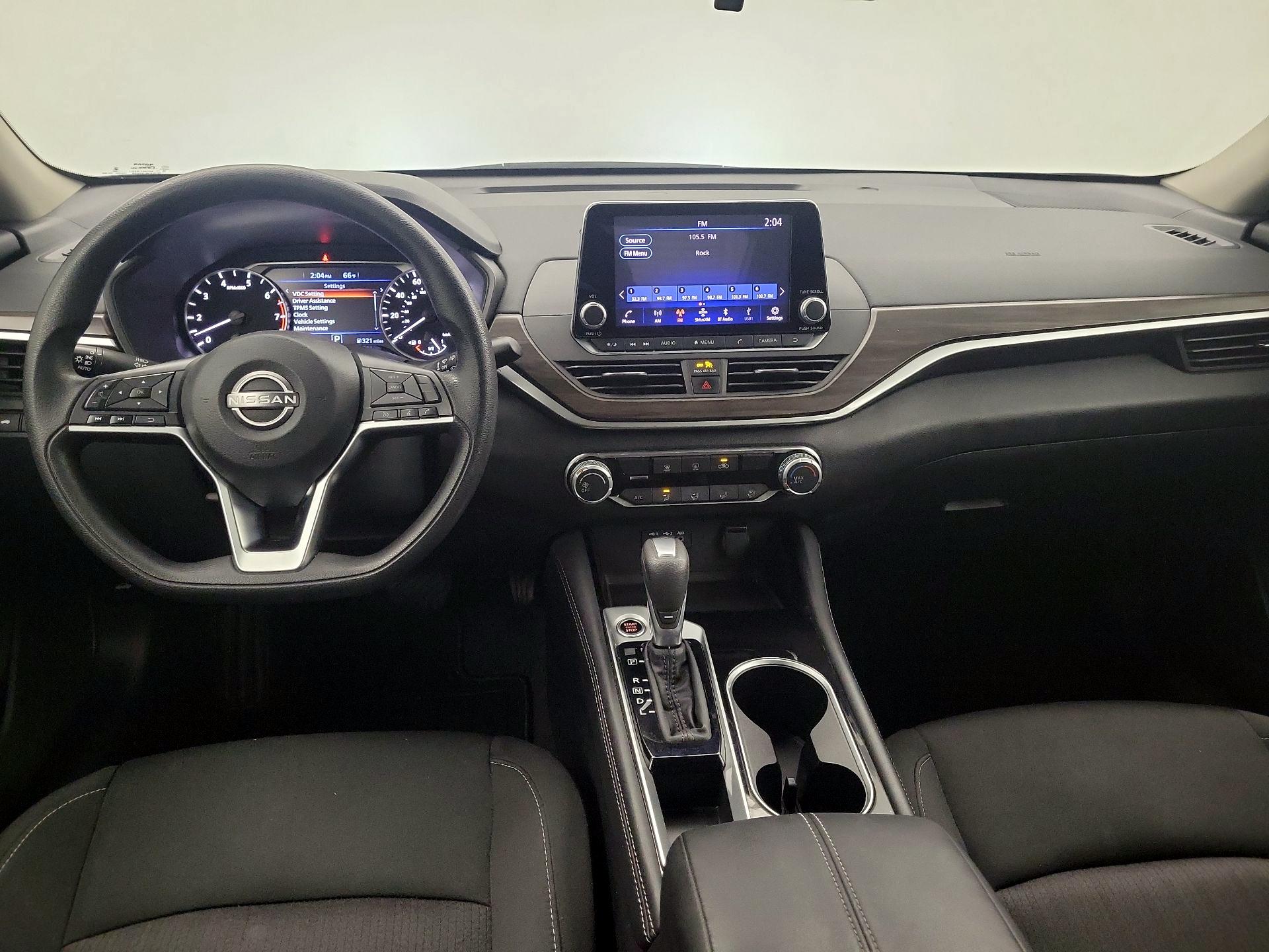 Thumbnail: 2023 Nissan Altima - 9