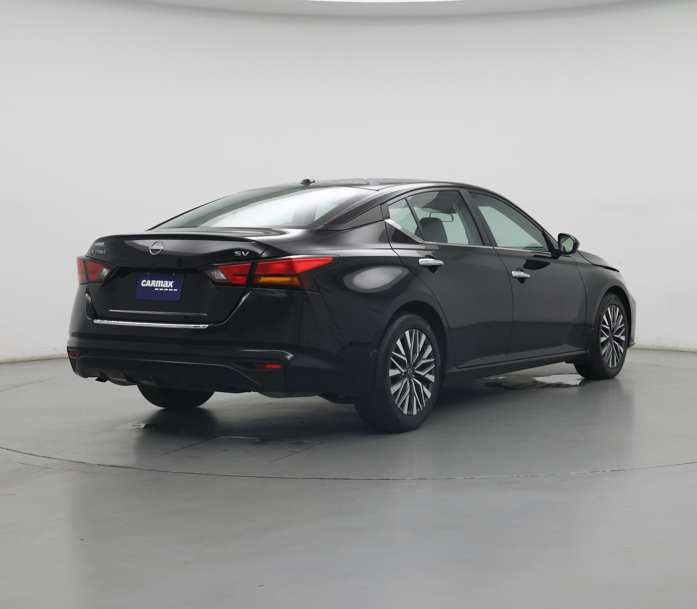 Thumbnail: 2023 Nissan Altima - 8