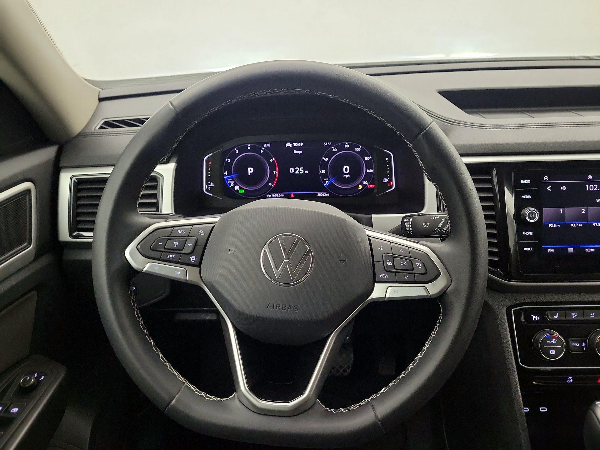 Thumbnail: 2023 Volkswagen Atlas - 10