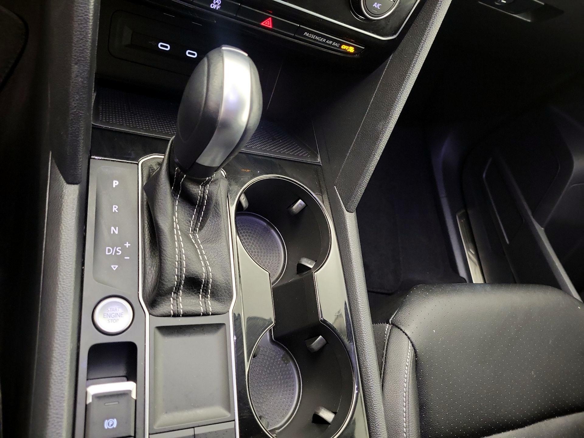 Thumbnail: 2023 Volkswagen Atlas - 17