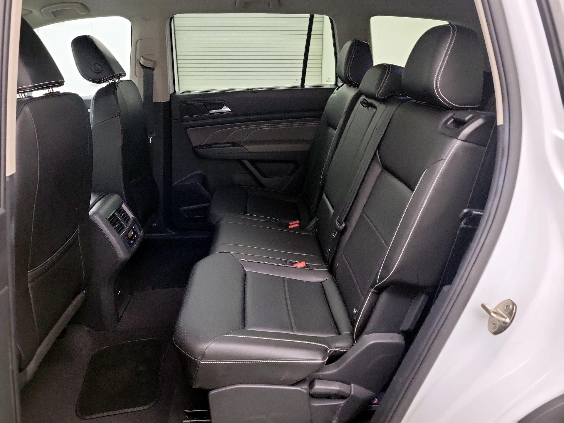 Thumbnail: 2023 Volkswagen Atlas - 19