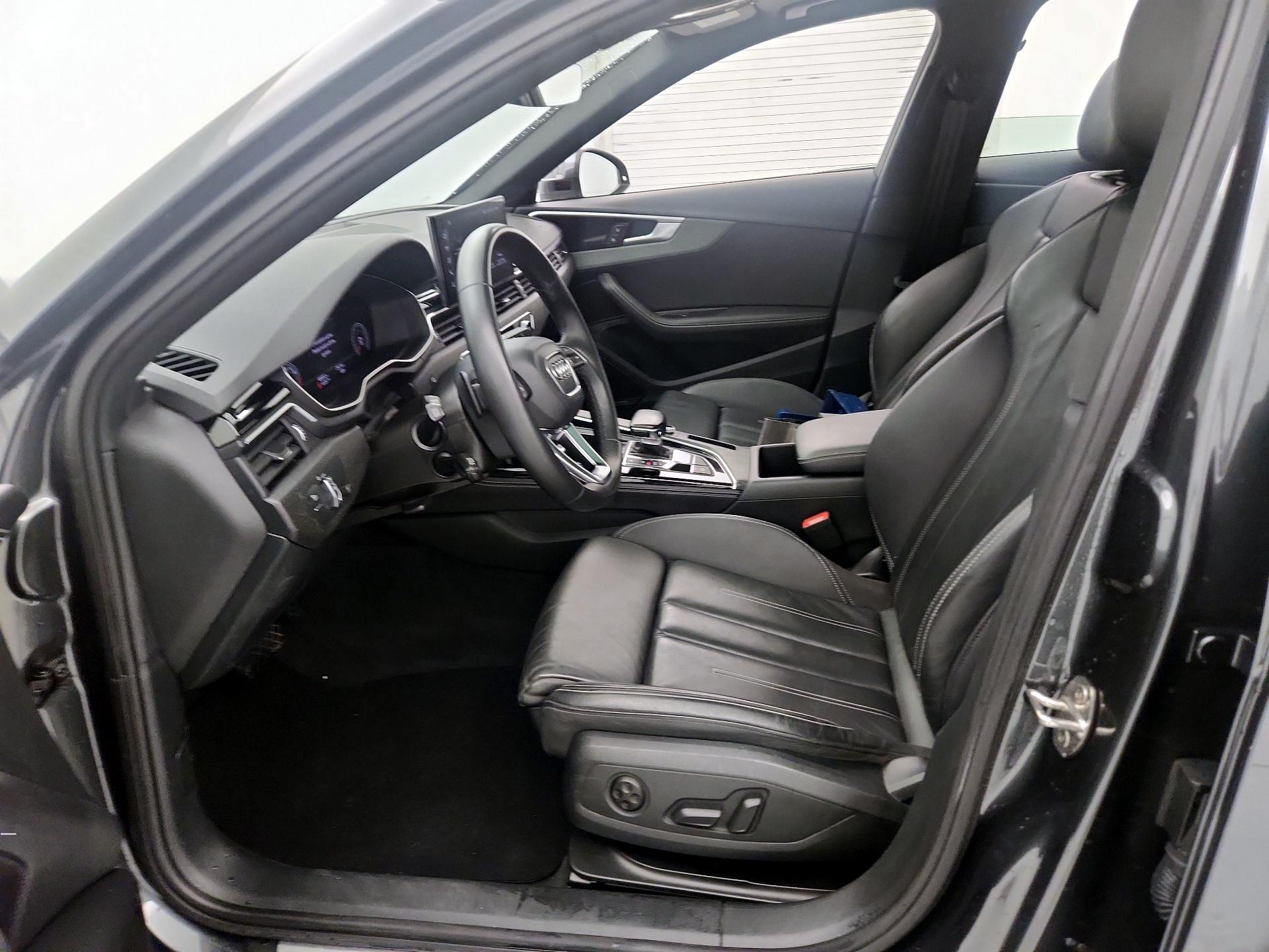 Thumbnail: 2023 Audi A4 - 11