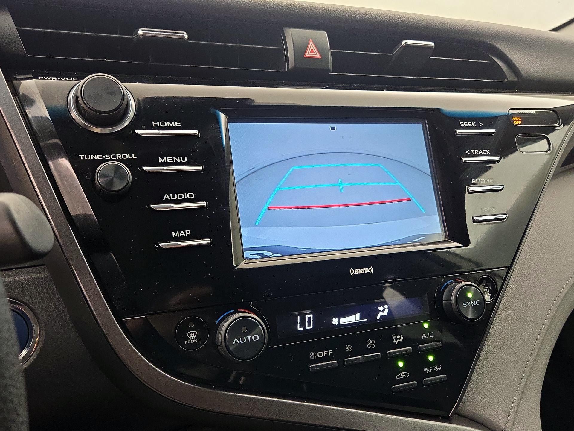 Thumbnail: 2020 Toyota Camry - 14