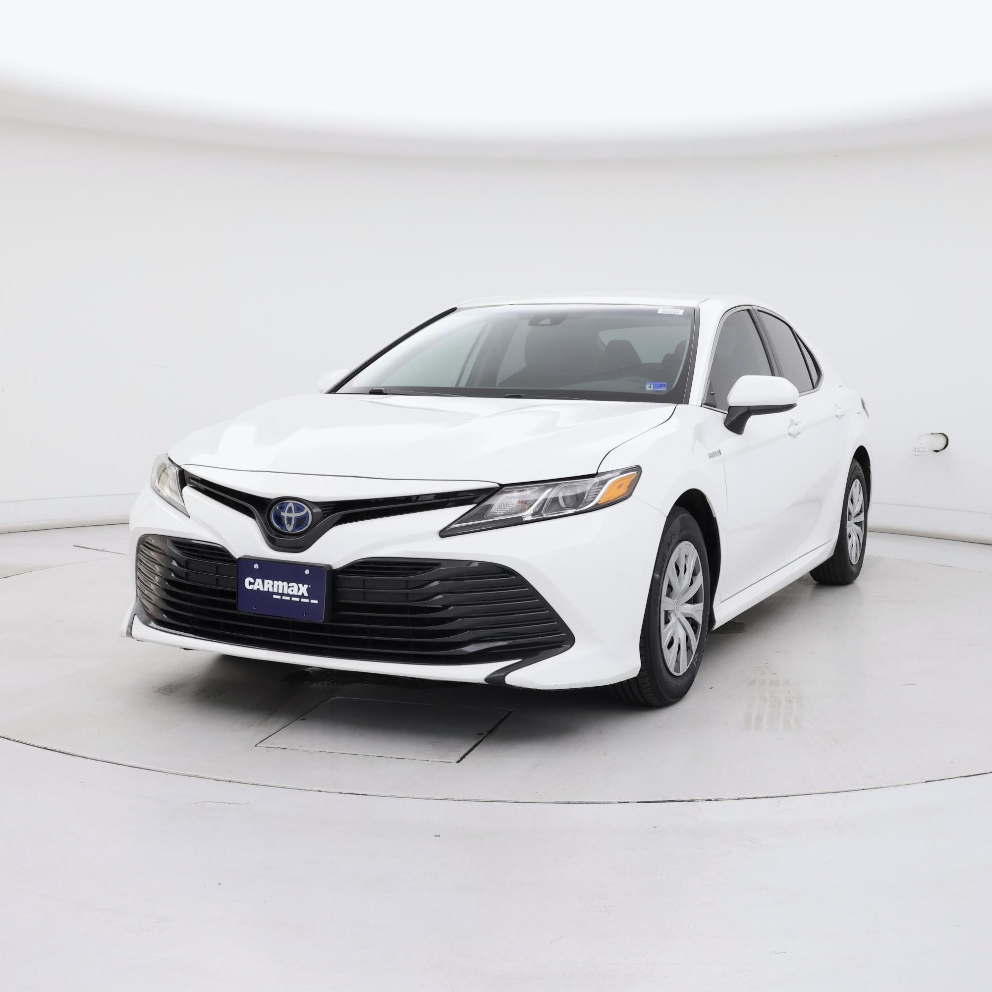 Thumbnail: 2020 Toyota Camry - 4
