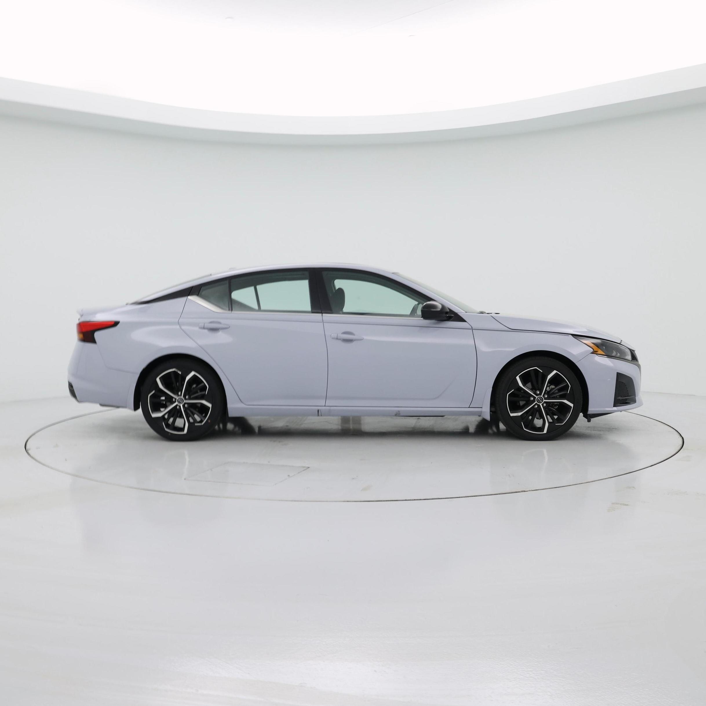 Thumbnail: 2023 Nissan Altima - 7