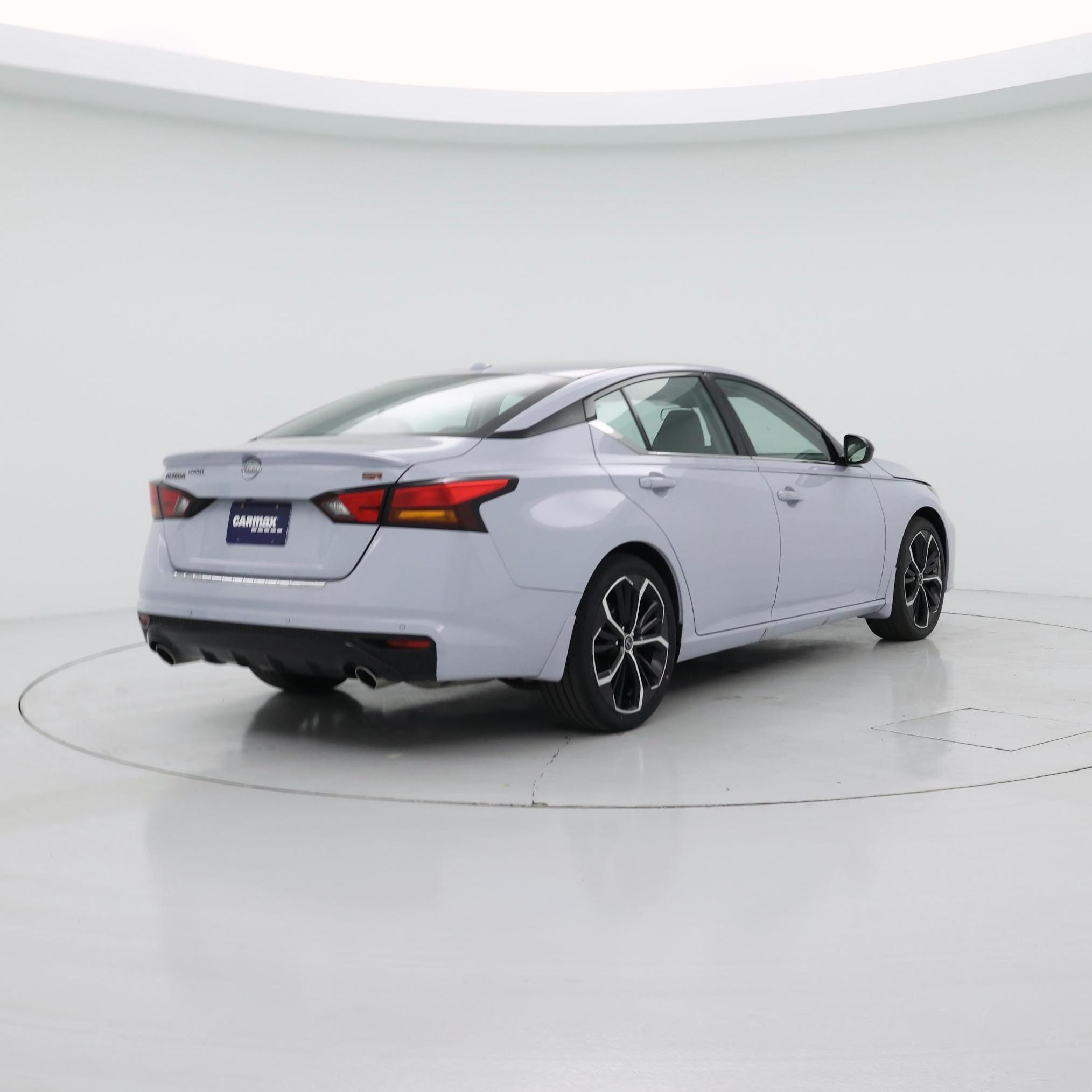 Thumbnail: 2023 Nissan Altima - 8