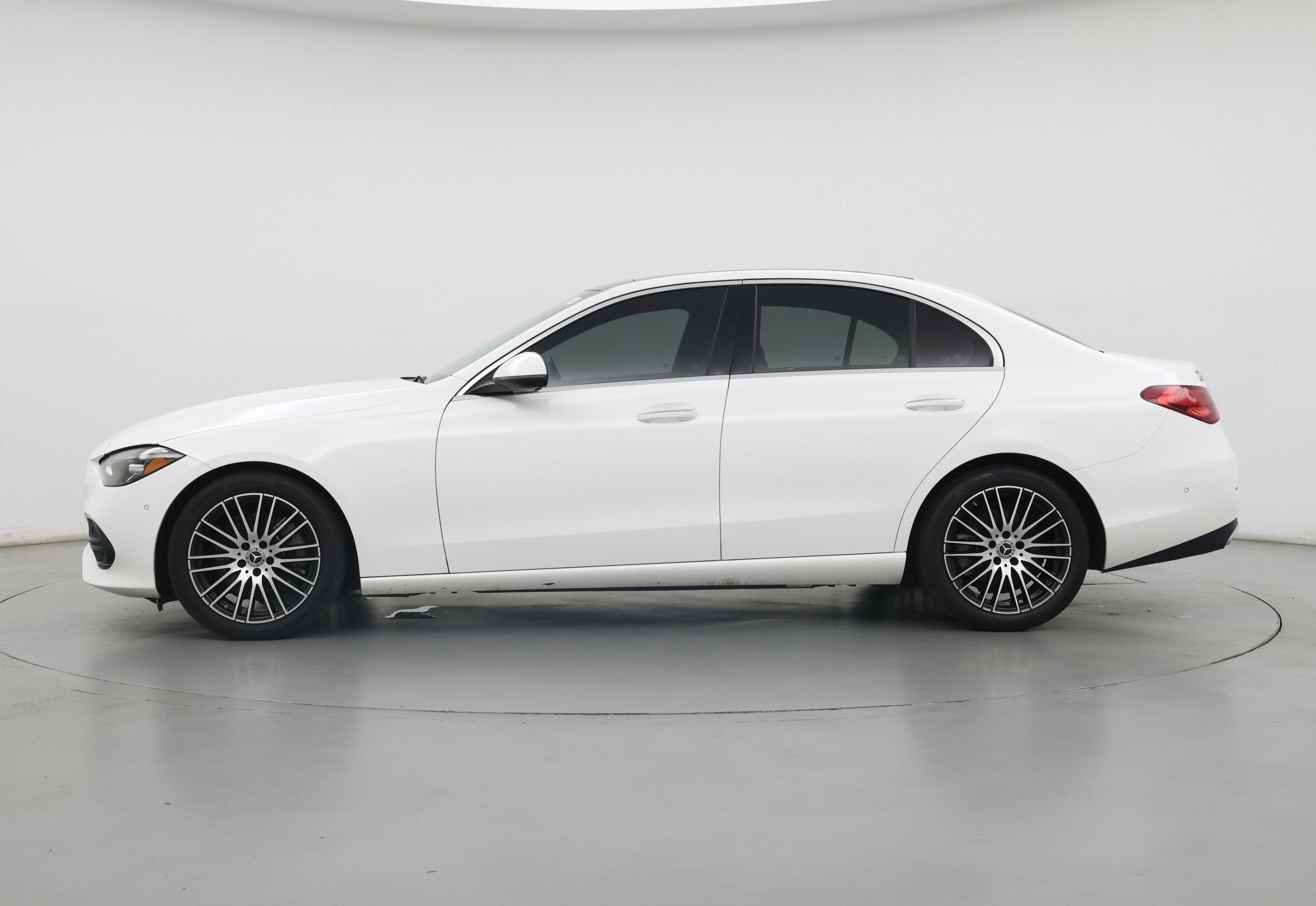 Thumbnail: 2023 Mercedes-Benz C-Class - 3
