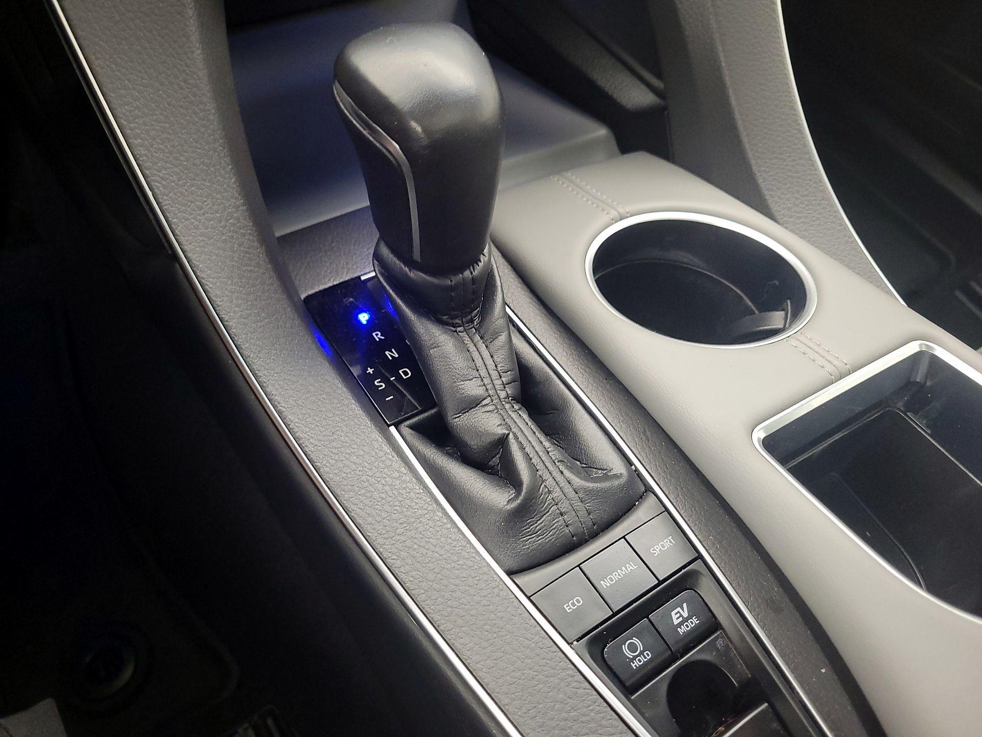 Thumbnail: 2020 Toyota Avalon - 17